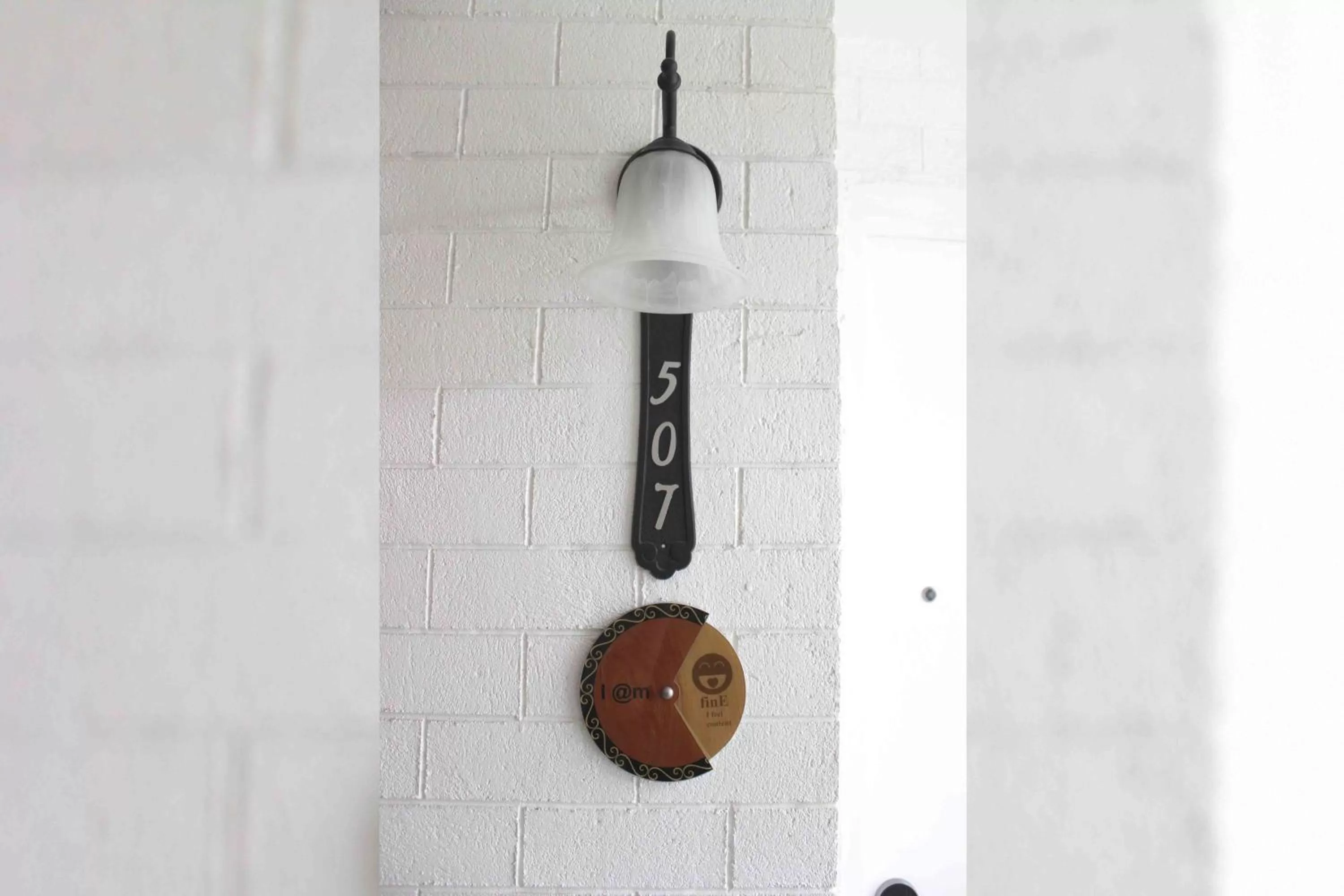 Logo/Certificate/Sign in MaxOne Signature Glodok Jakarta