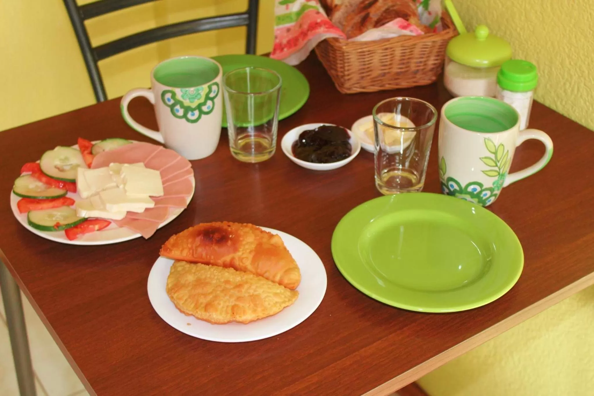 Food and drinks in La Casa del Molino Blanco B&B