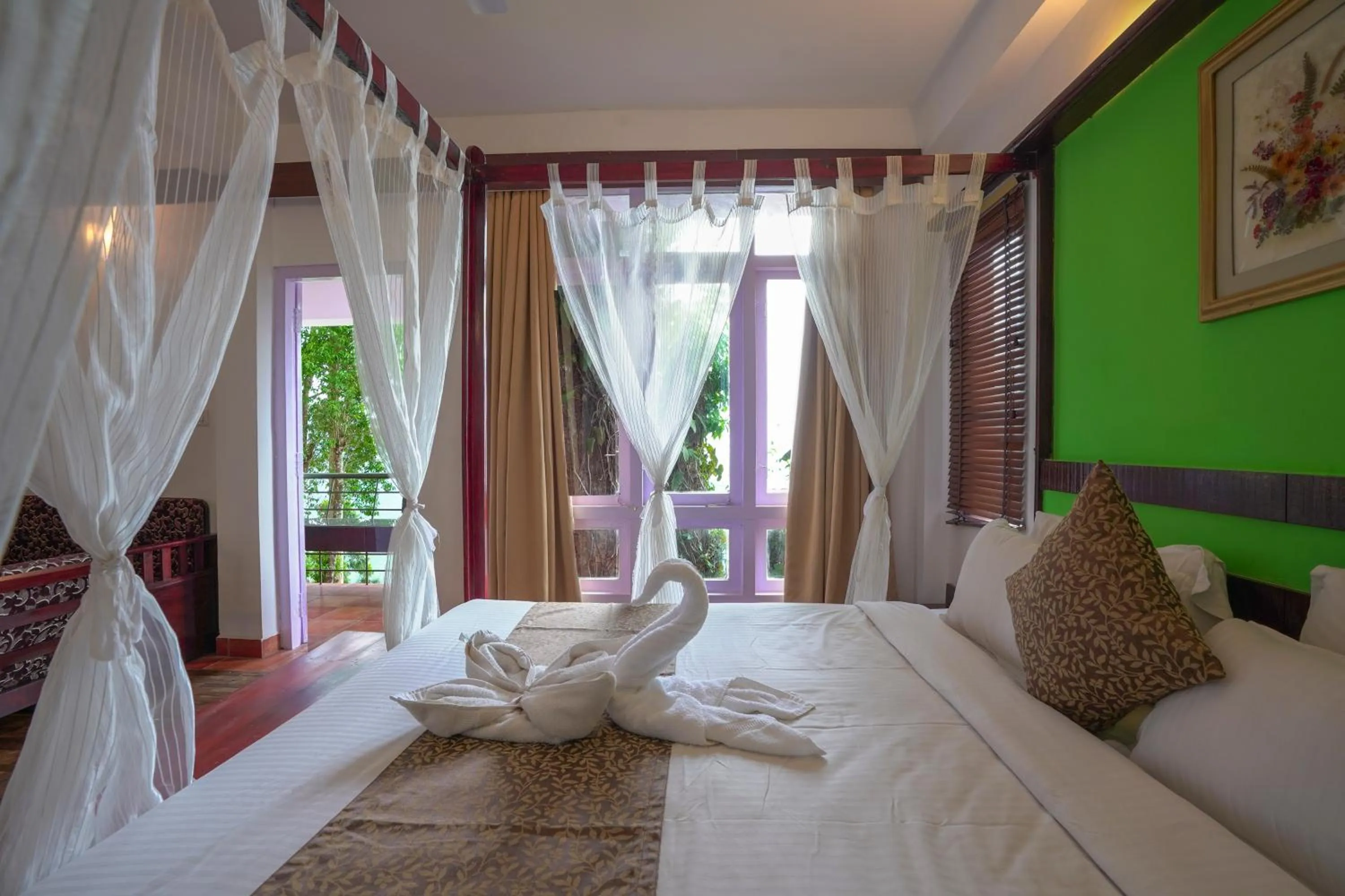 Bed in Tea Valley Resort, Munnar