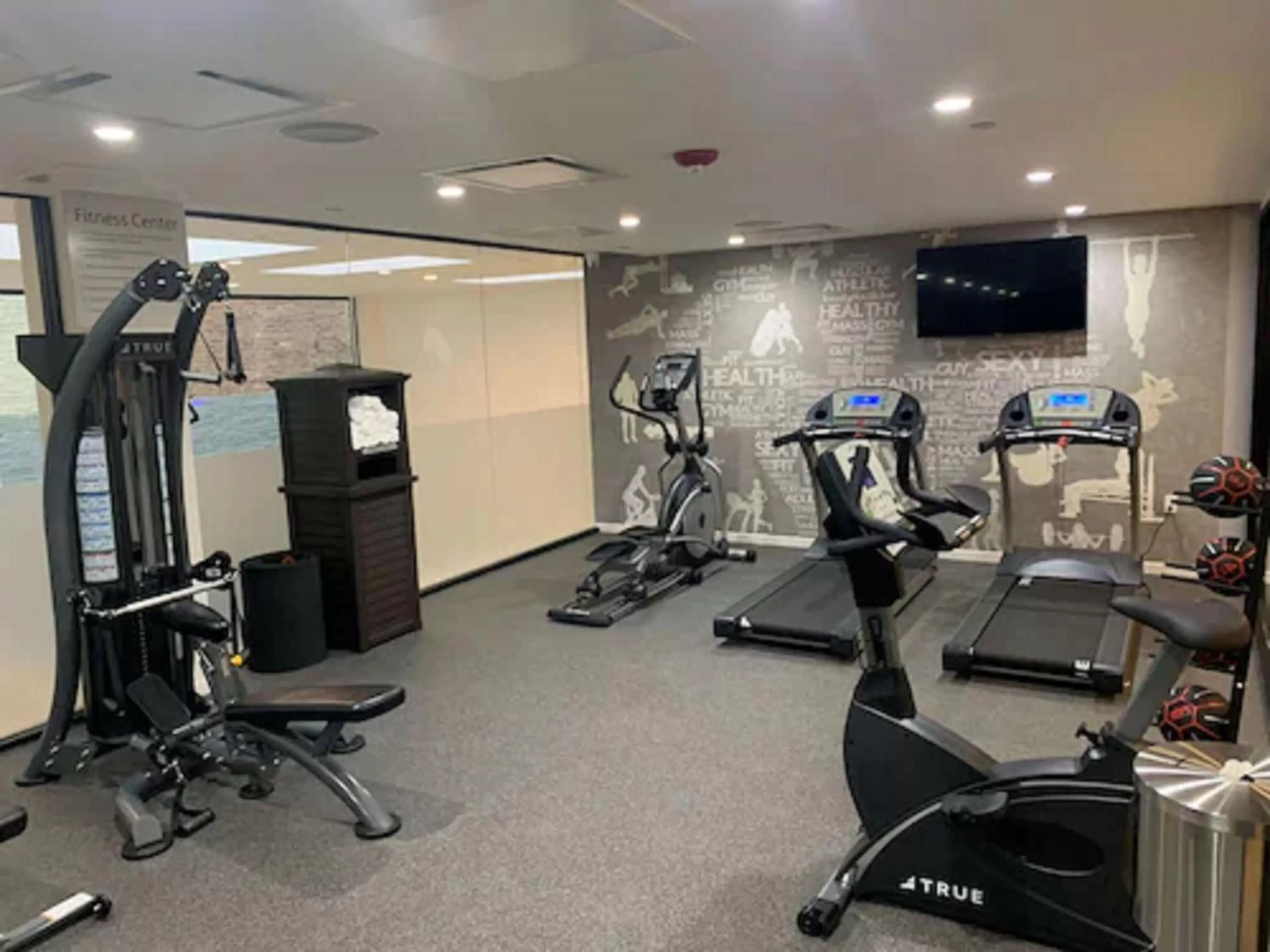 Fitness centre/facilities in Best Western Plus Soho Hotel