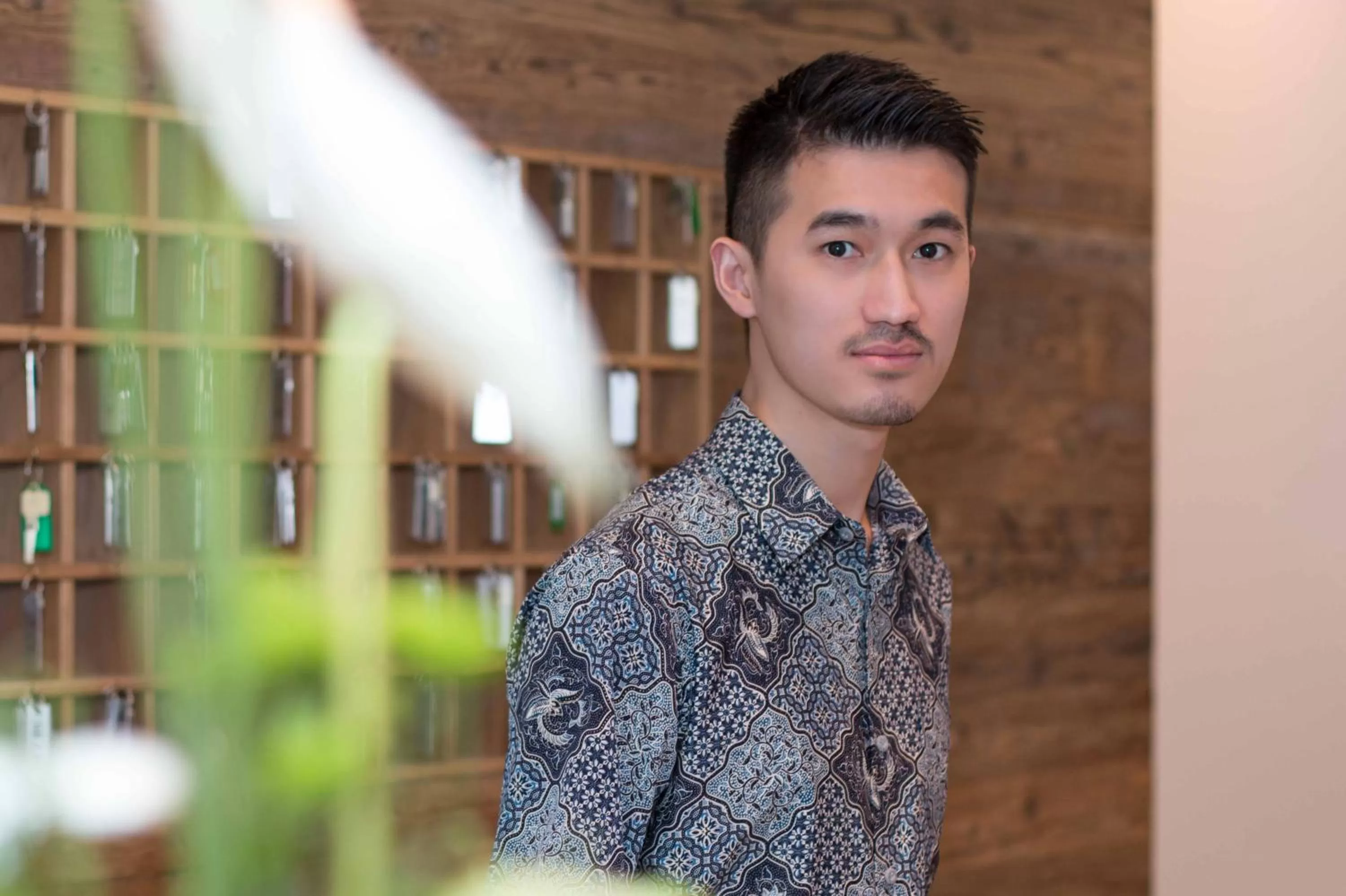 People in Downtown Vi Vadi Hotel