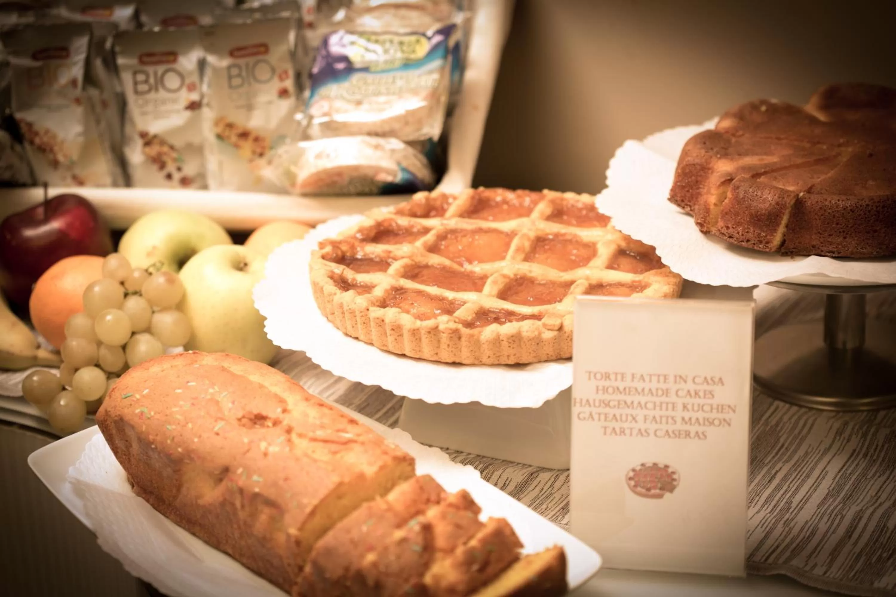 Buffet breakfast in Hotel Touring