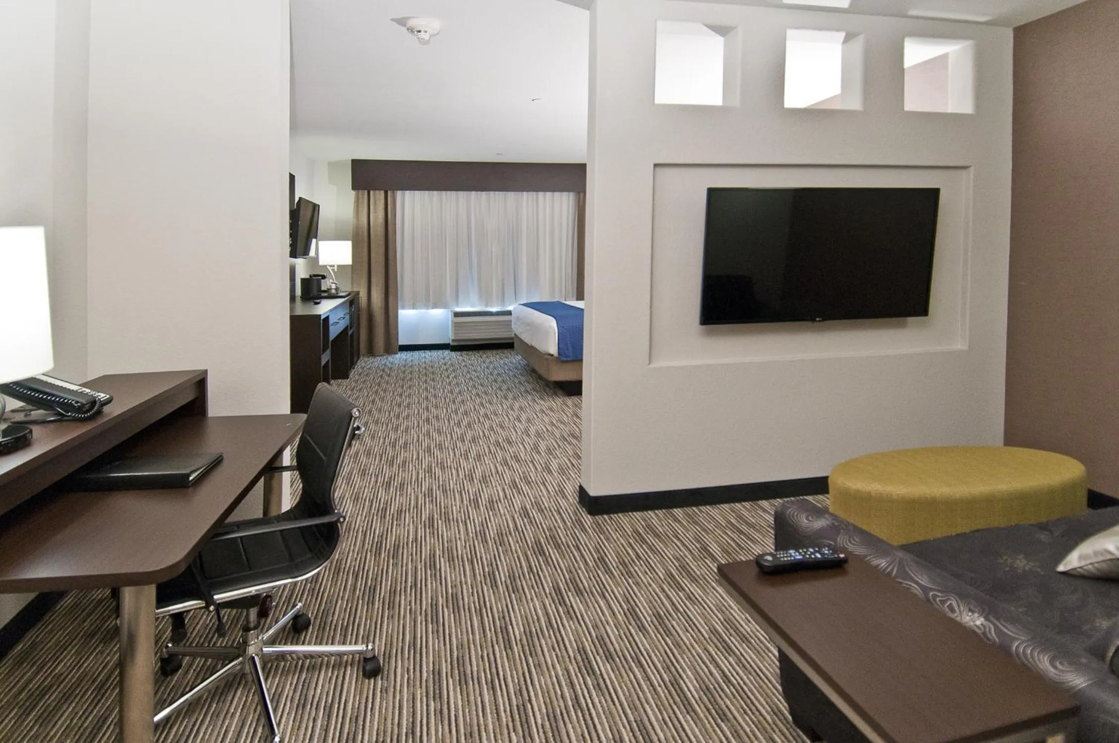 Seating area, Bed in Holiday Inn Austin Airport by IHG