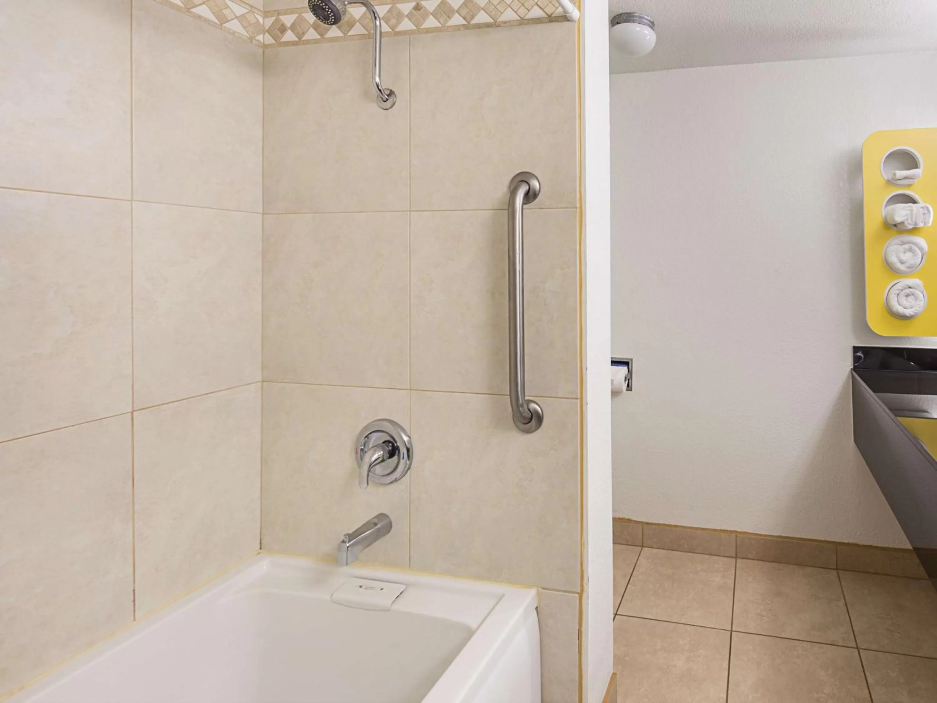 Photo of the whole room in Motel 6 Gold Beach