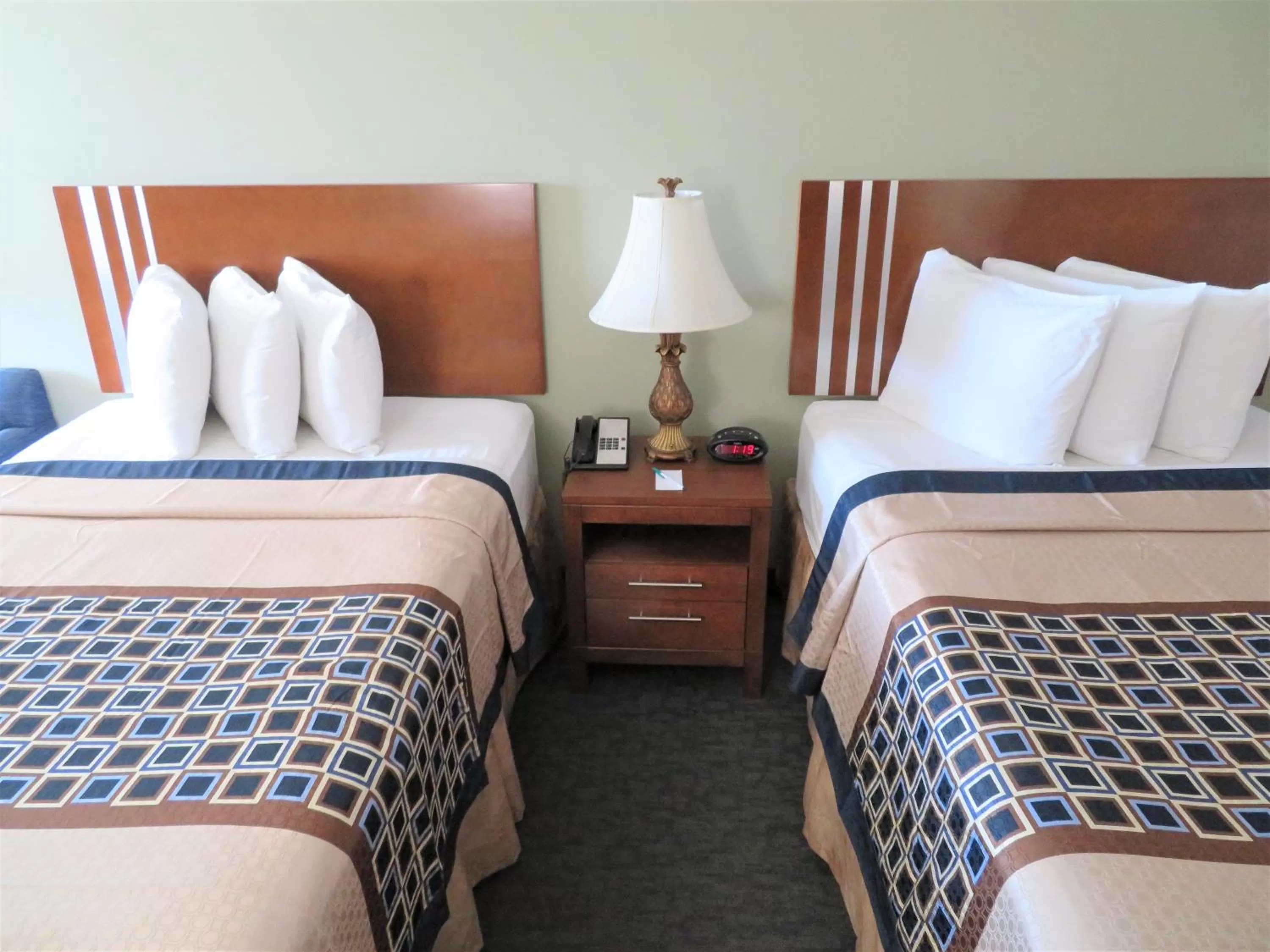 Bedroom, Bed in Smart Stay Inn - Saint Augustine