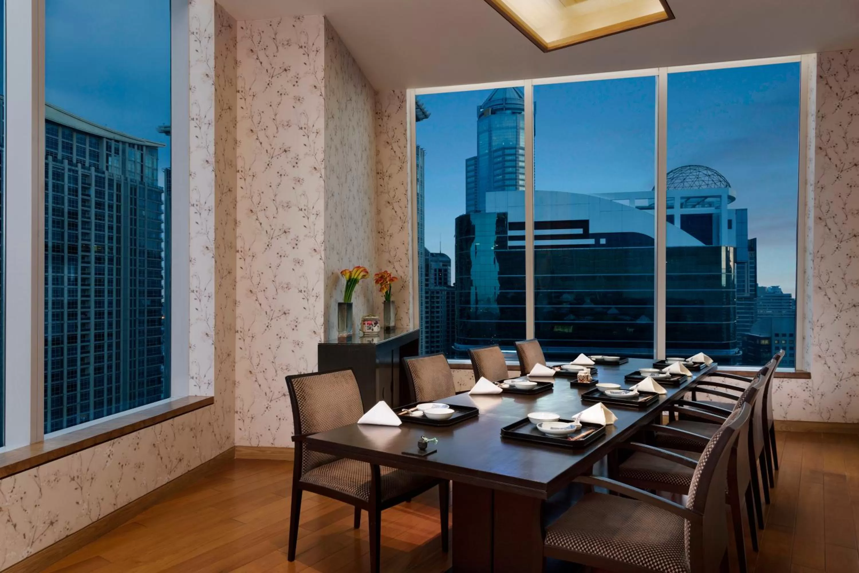Restaurant/places to eat in The Okura Prestige Bangkok