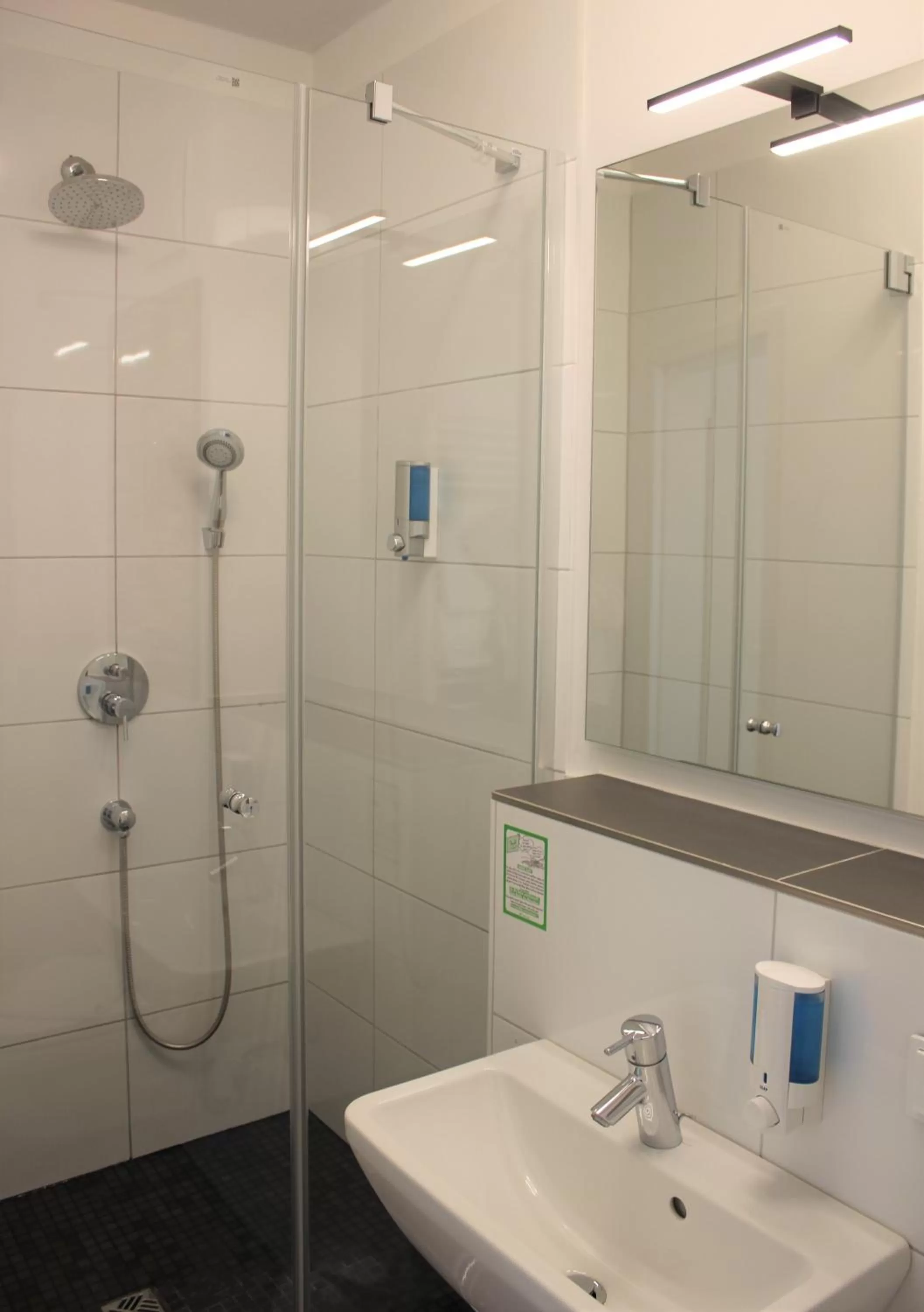 Bathroom in Am Blumenhaus