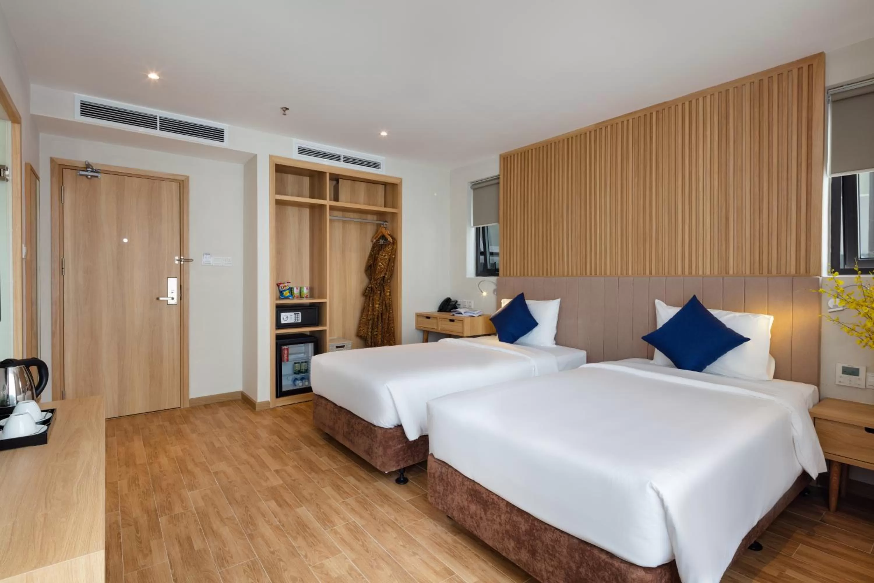 Bed in VENTANA NHA TRANG HOTEL