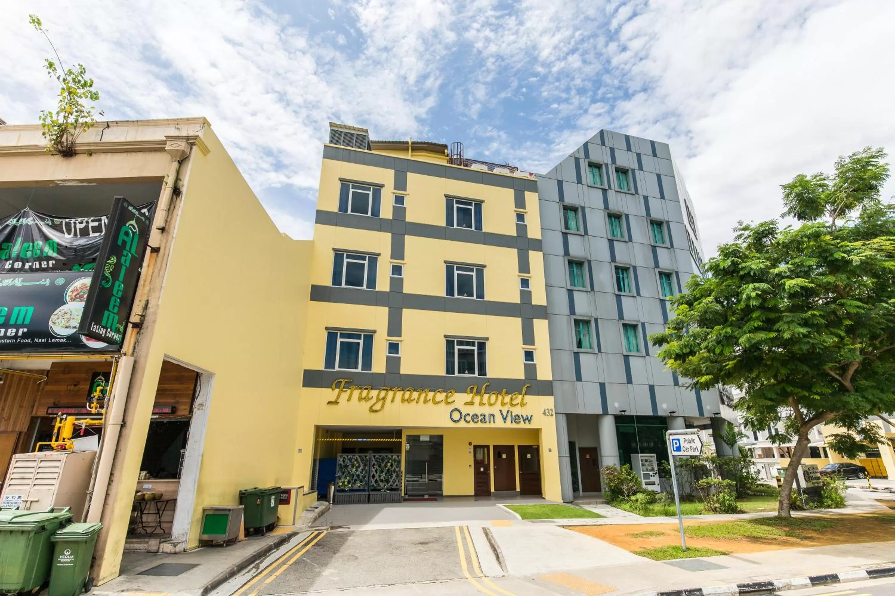 Facade/entrance in Fragrance Hotel - Ocean View