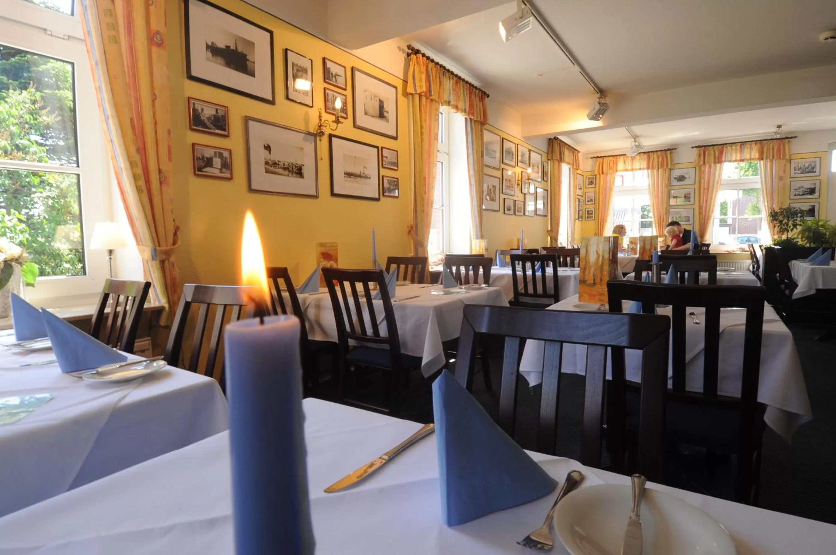 Restaurant/places to eat in Hotel Pension Am Hafen