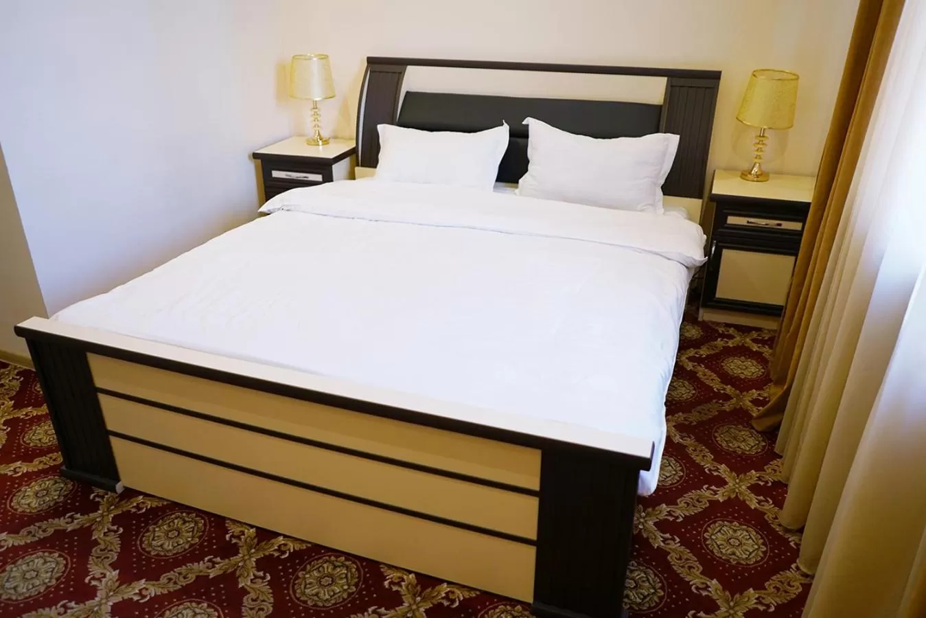 Bed in Elkoaparthotel