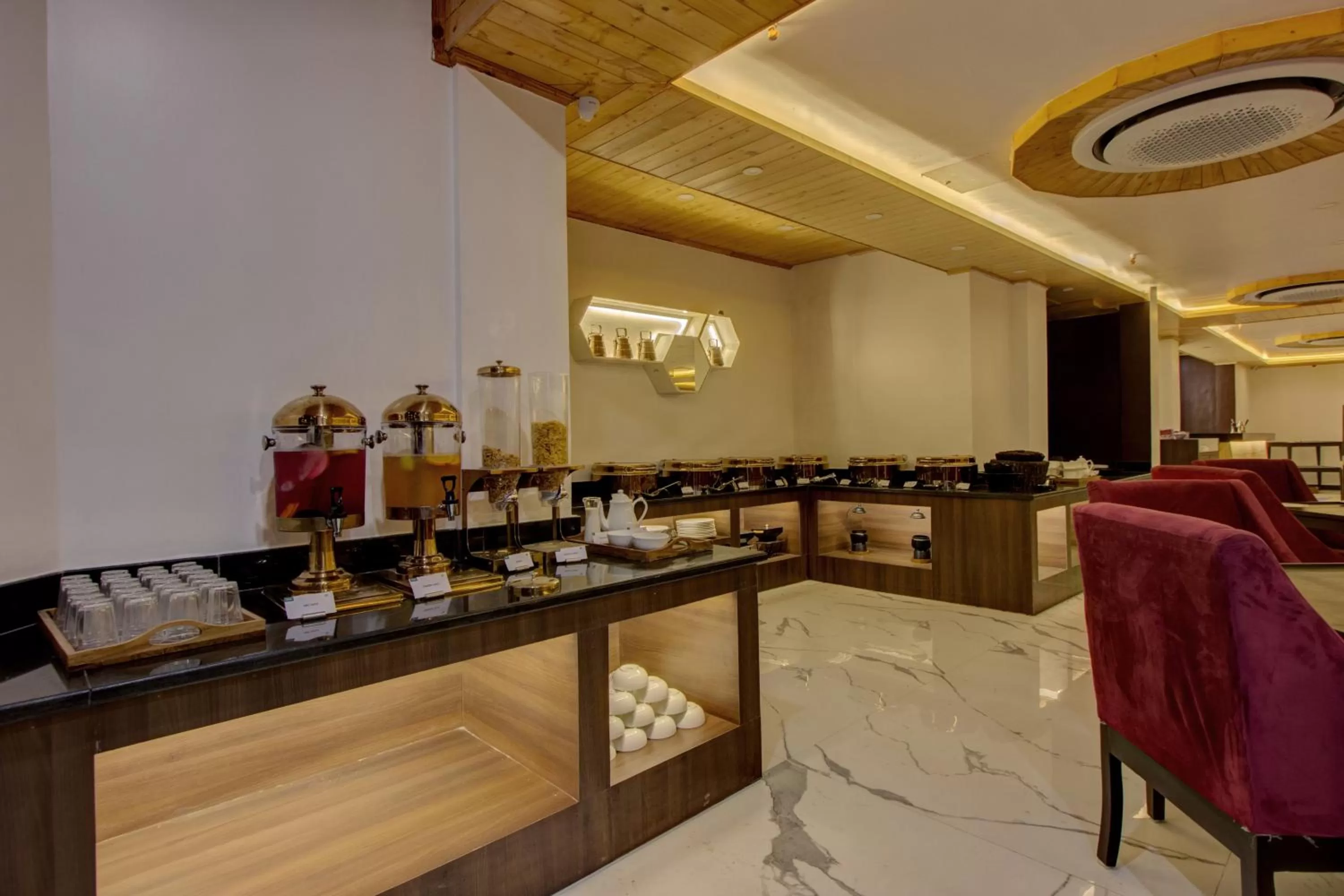 Restaurant/places to eat in Woodrock Luxury Boutique Hotel