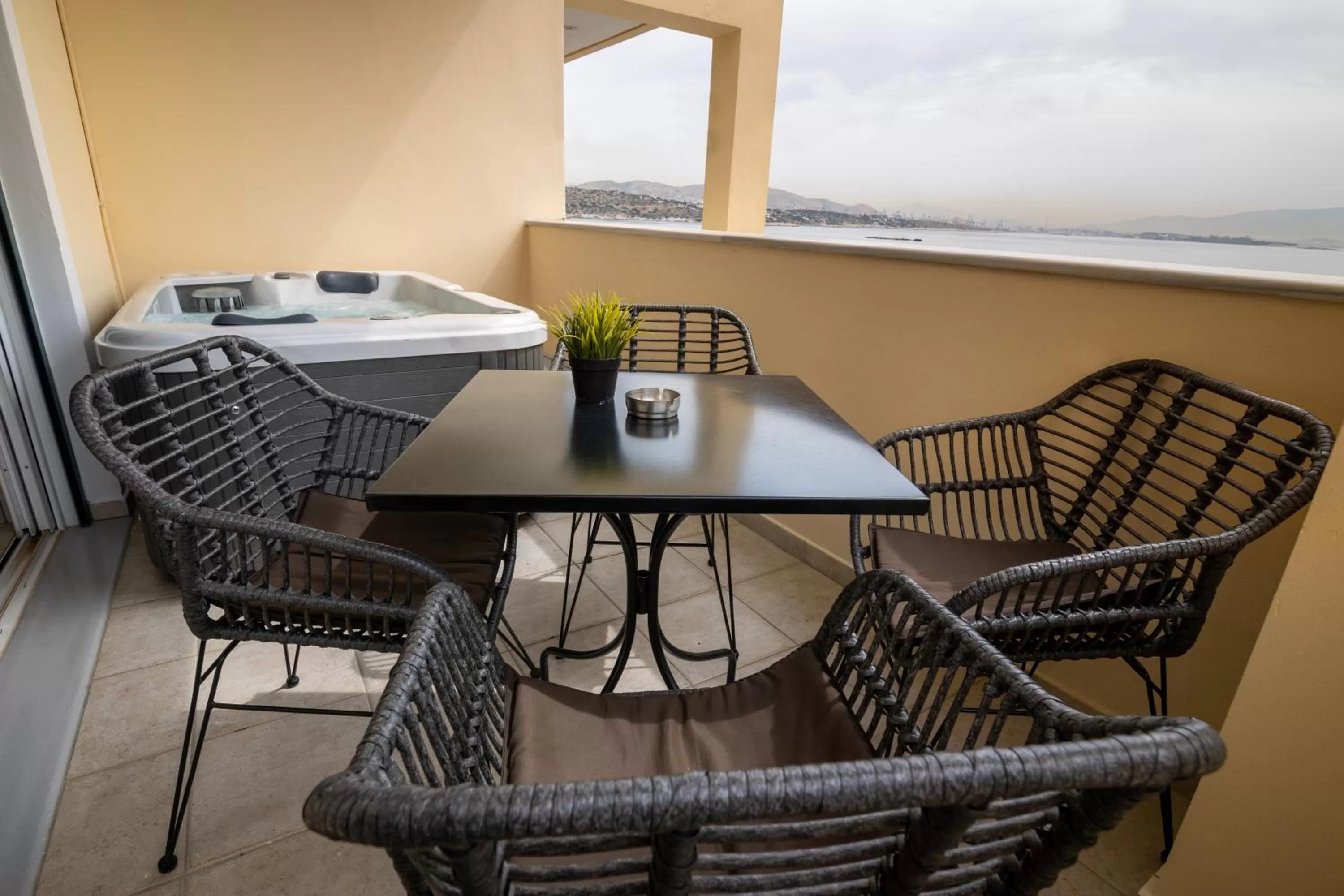 Votsalakia Hotel & Luxury Apartments