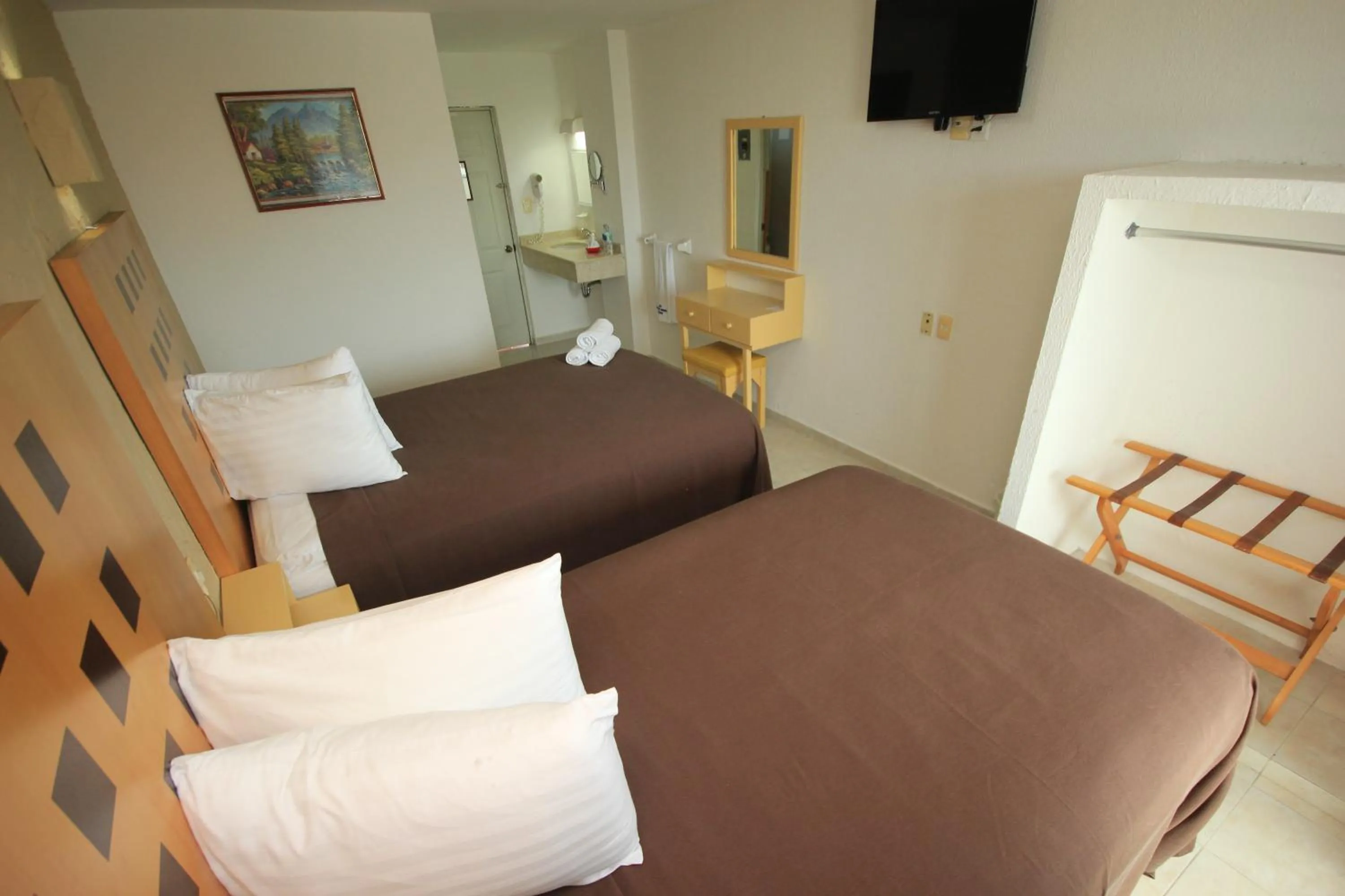 Photo of the whole room, Bed in Hotel Posada del Carmen