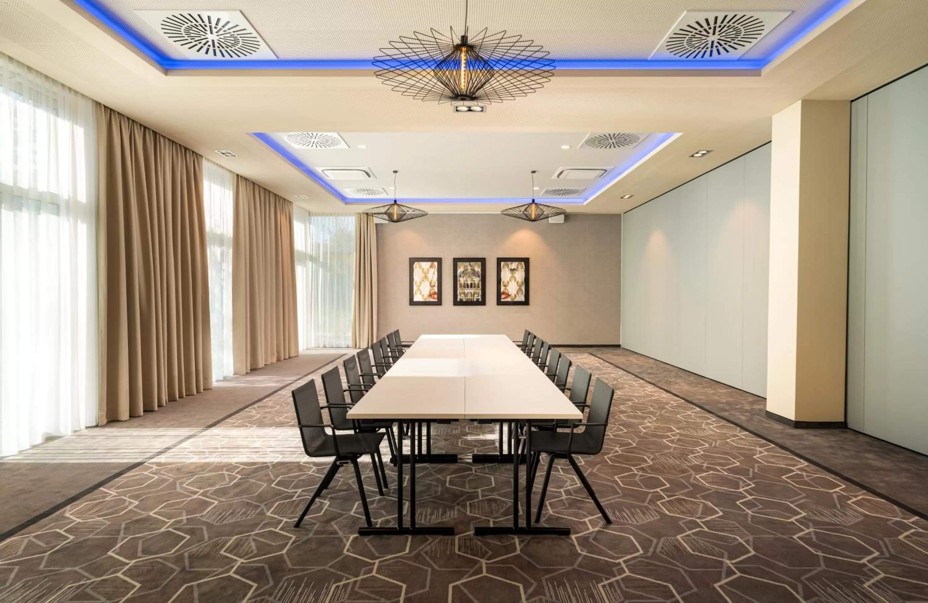Meeting/conference room in Leonardo Royal Hotel Cologne Bonn Airport