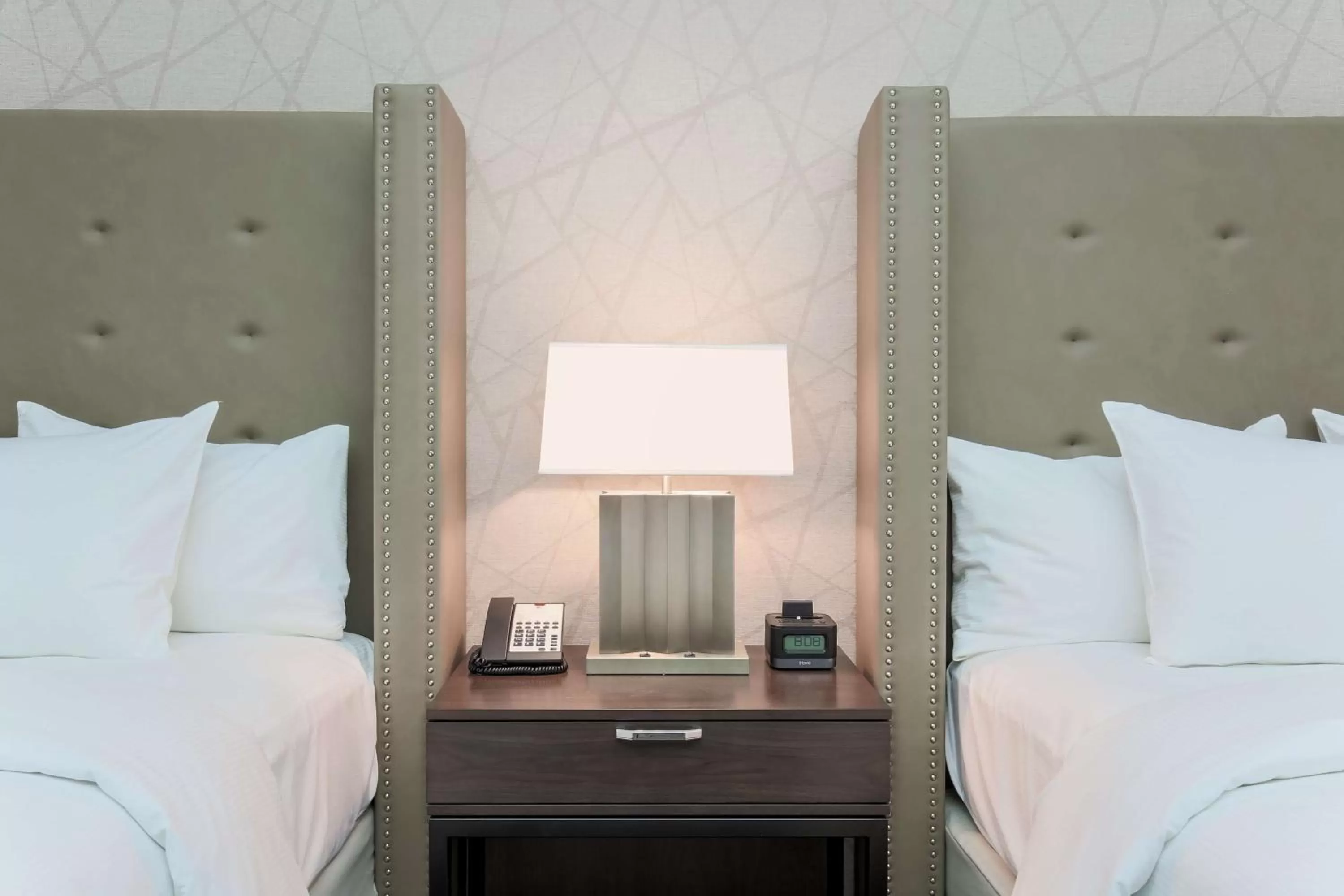 Bed in DoubleTree by Hilton Evansville