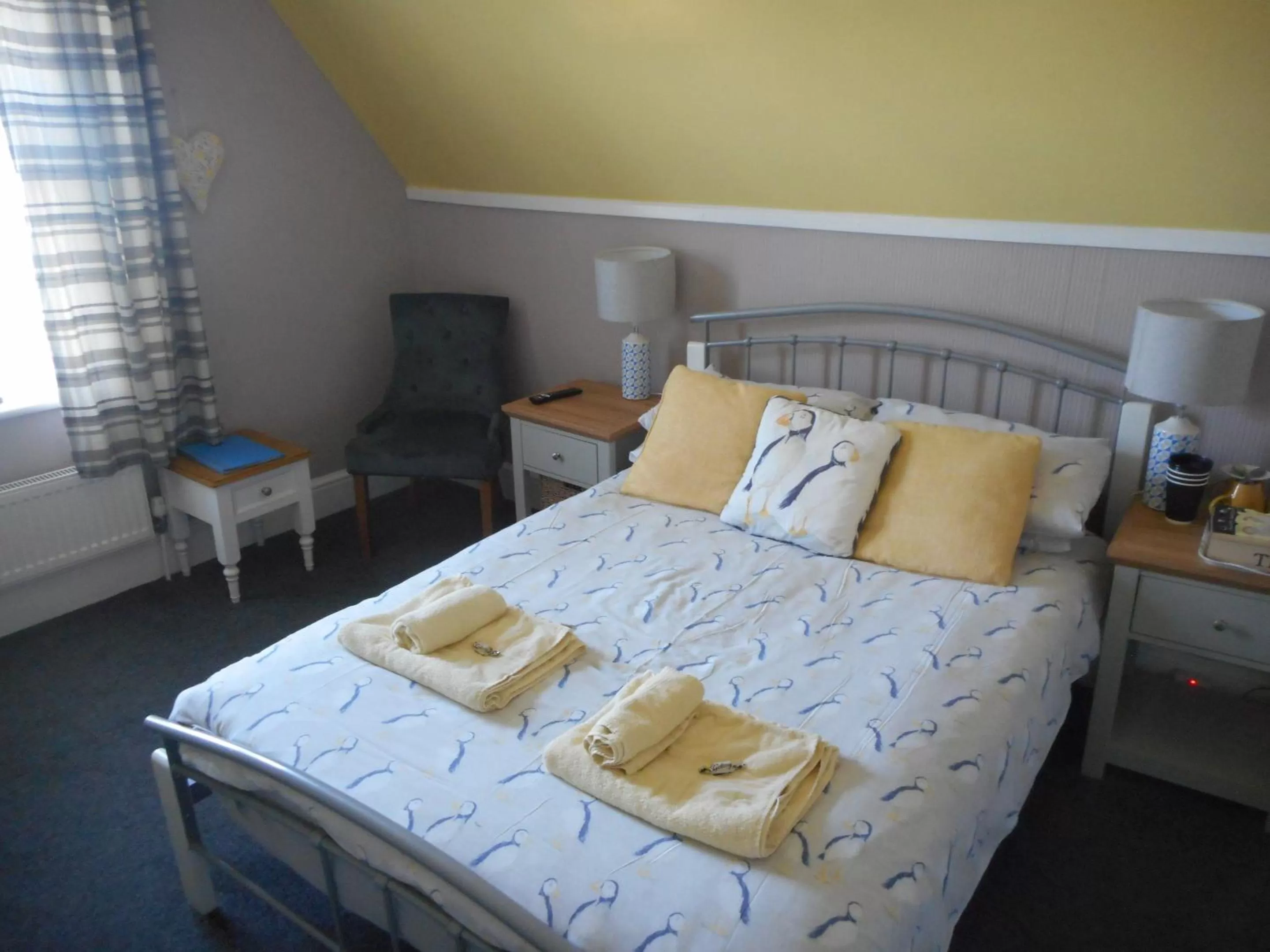 Classic Triple Room in The George B & B