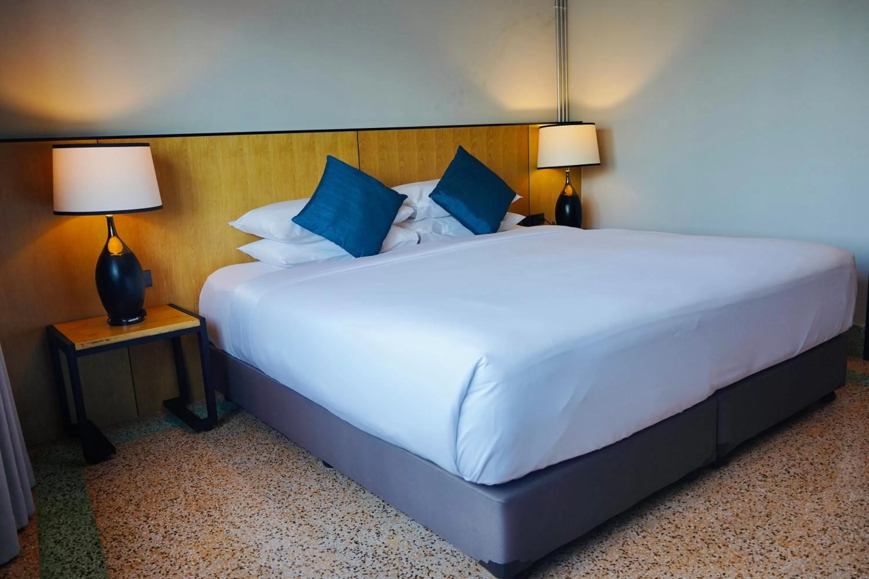 Decorative detail, Bed in W22 by Burasari