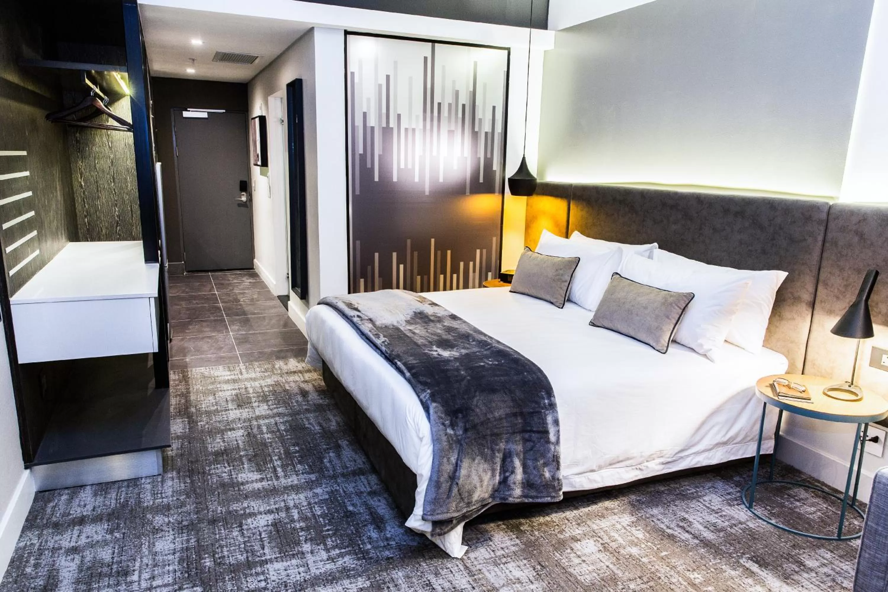 Bedroom, Bed in The Capital Mirage