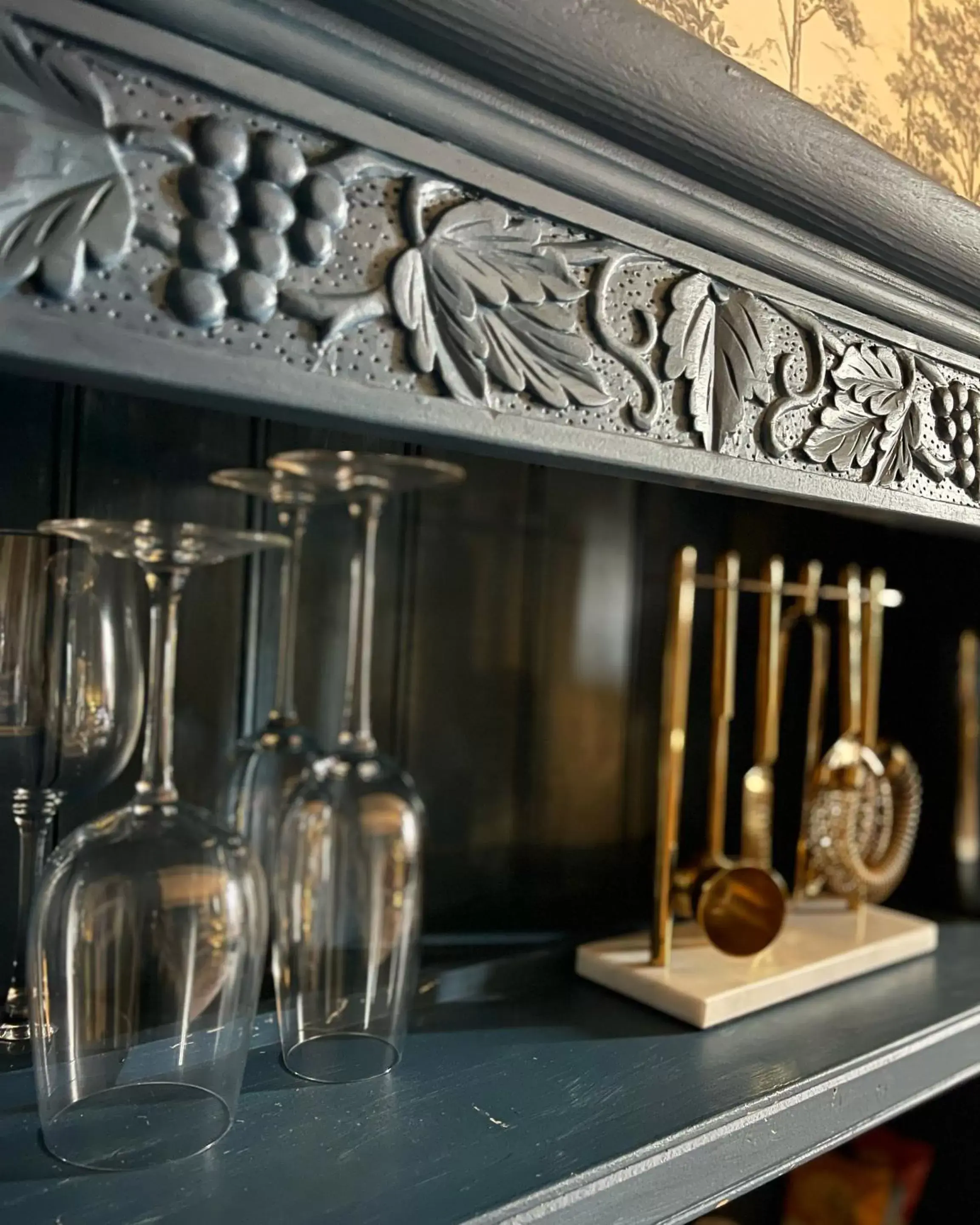 King Room in 81 Promenade Cheltenham King Room in 81 Promenade Cheltenham