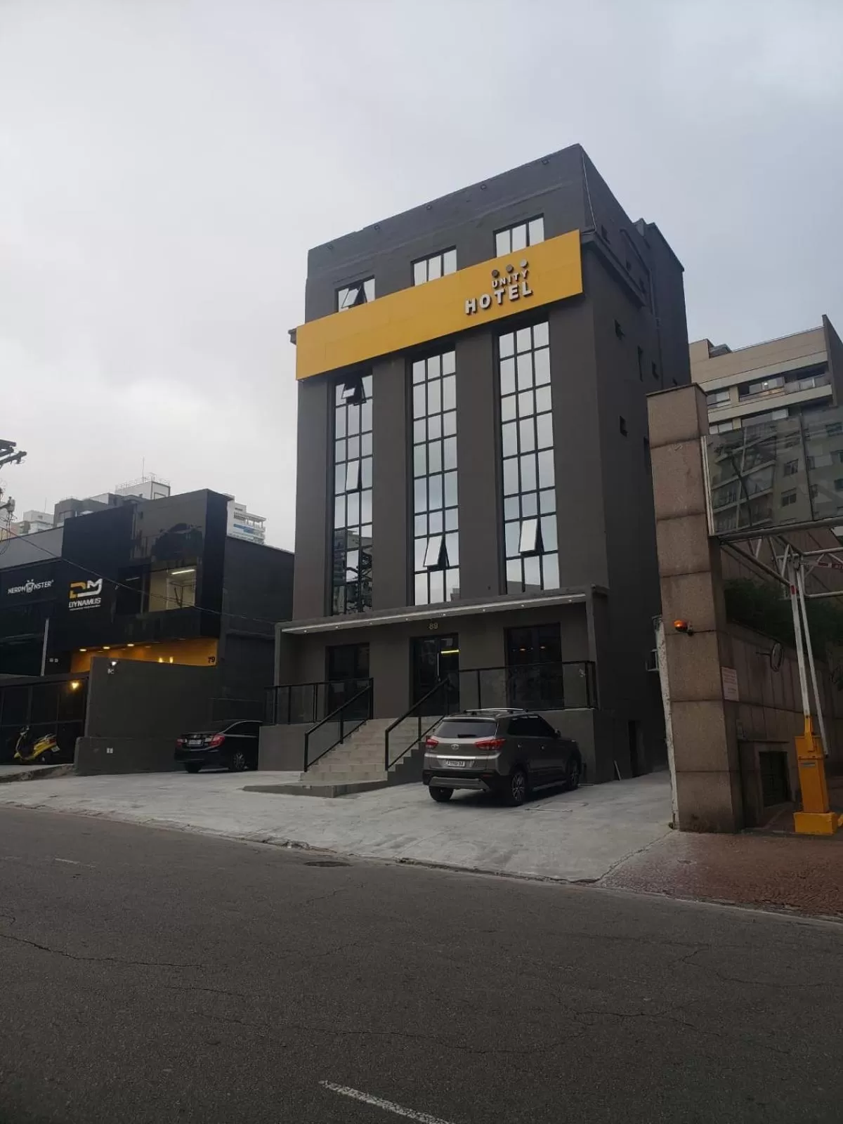 Facade/entrance in Unity Hotel - Vila Mariana SP