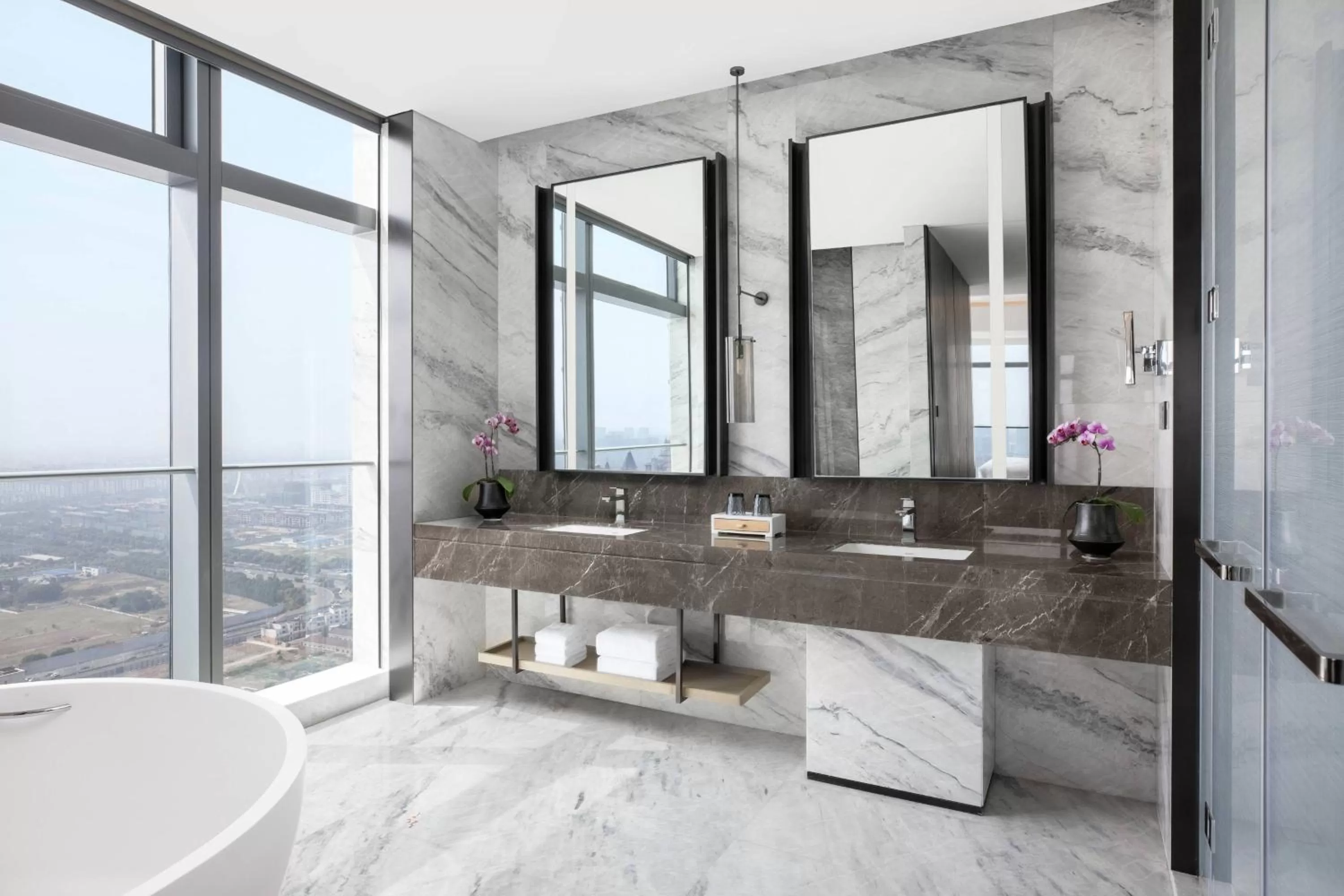 Bathroom in Zhangjiagang Marriott Hotel