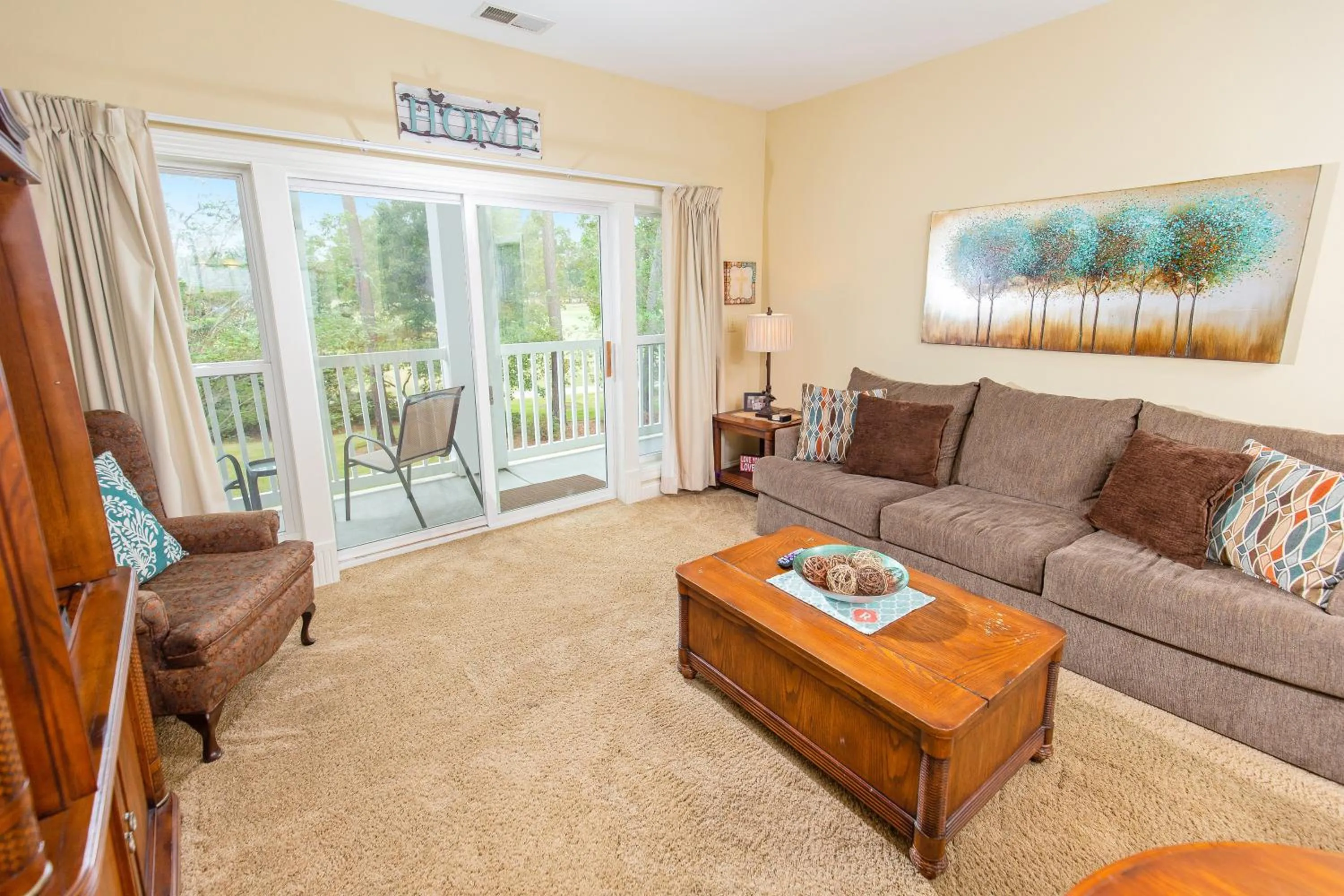 Living room, Seating Area in Grande Villas at World Tour Golf Resort