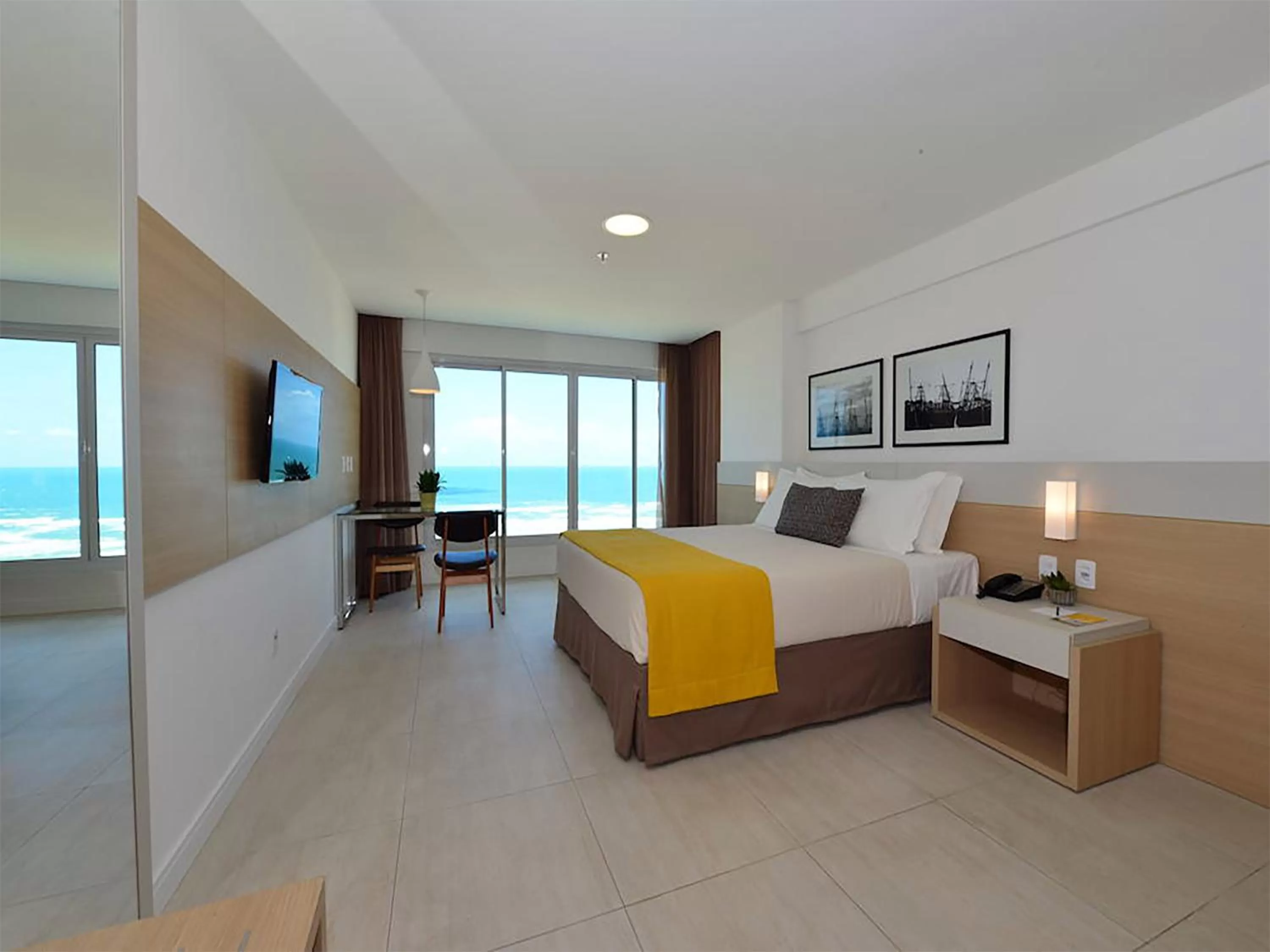 Superior Double Room with Frontal Sea View in Gran Mareiro Hotel