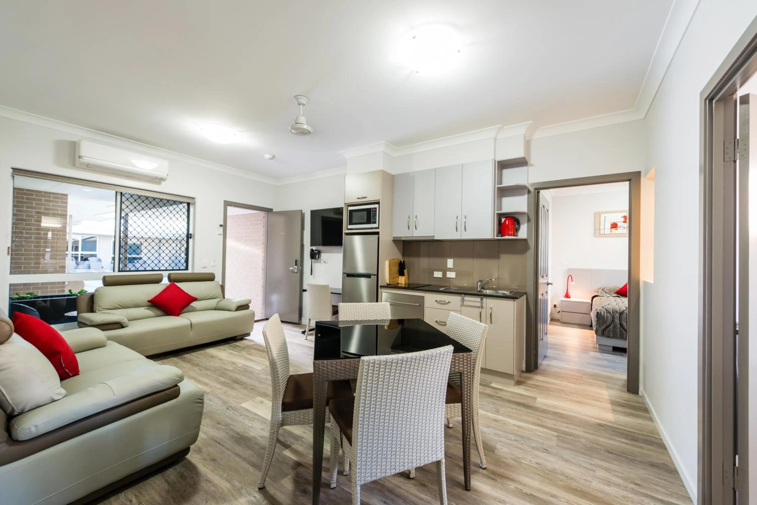 Family Two-Bedroom Apartment in Athena Motel Apartments