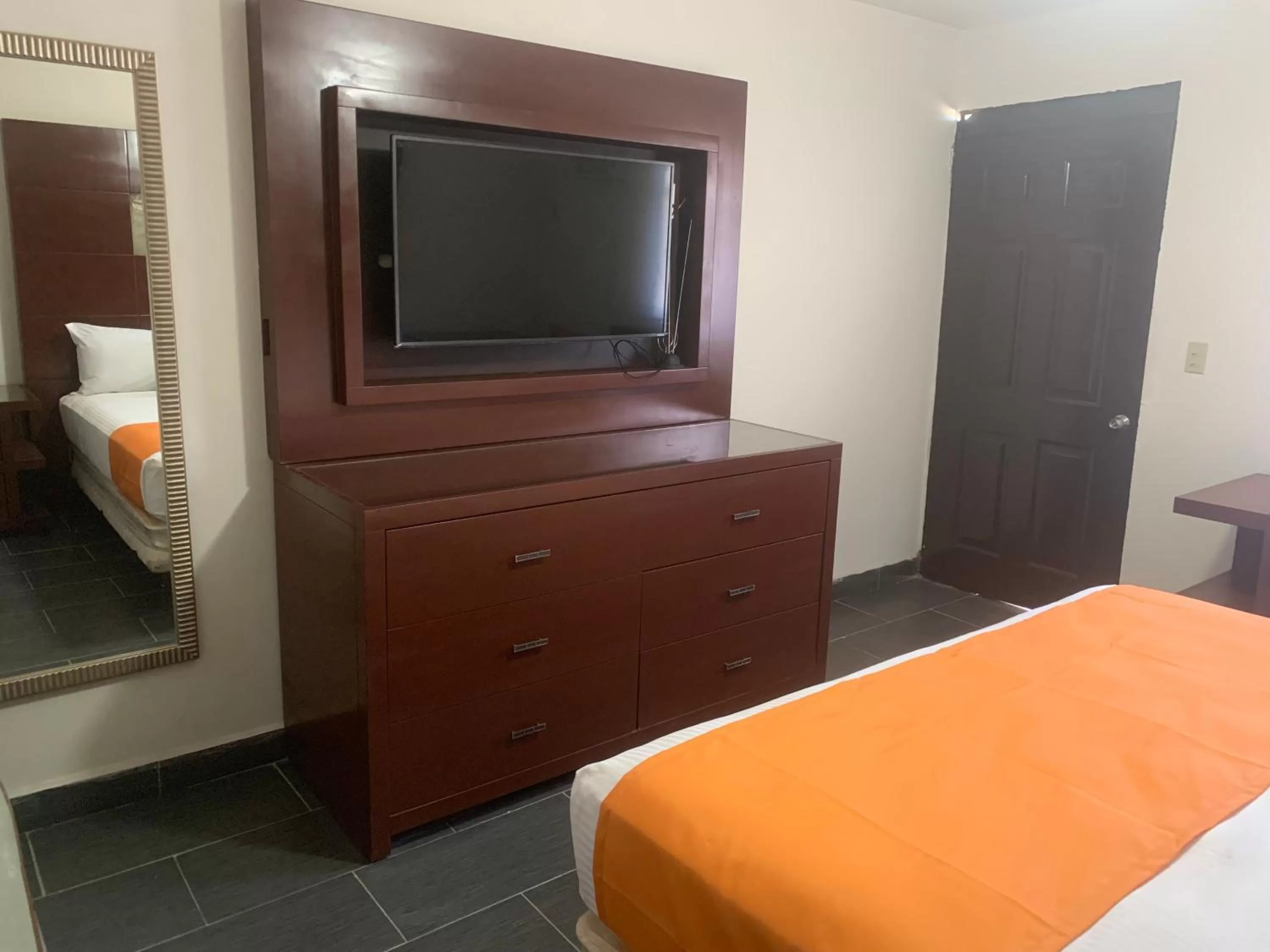 Bed in HOTEL DORADO DIAMANTE