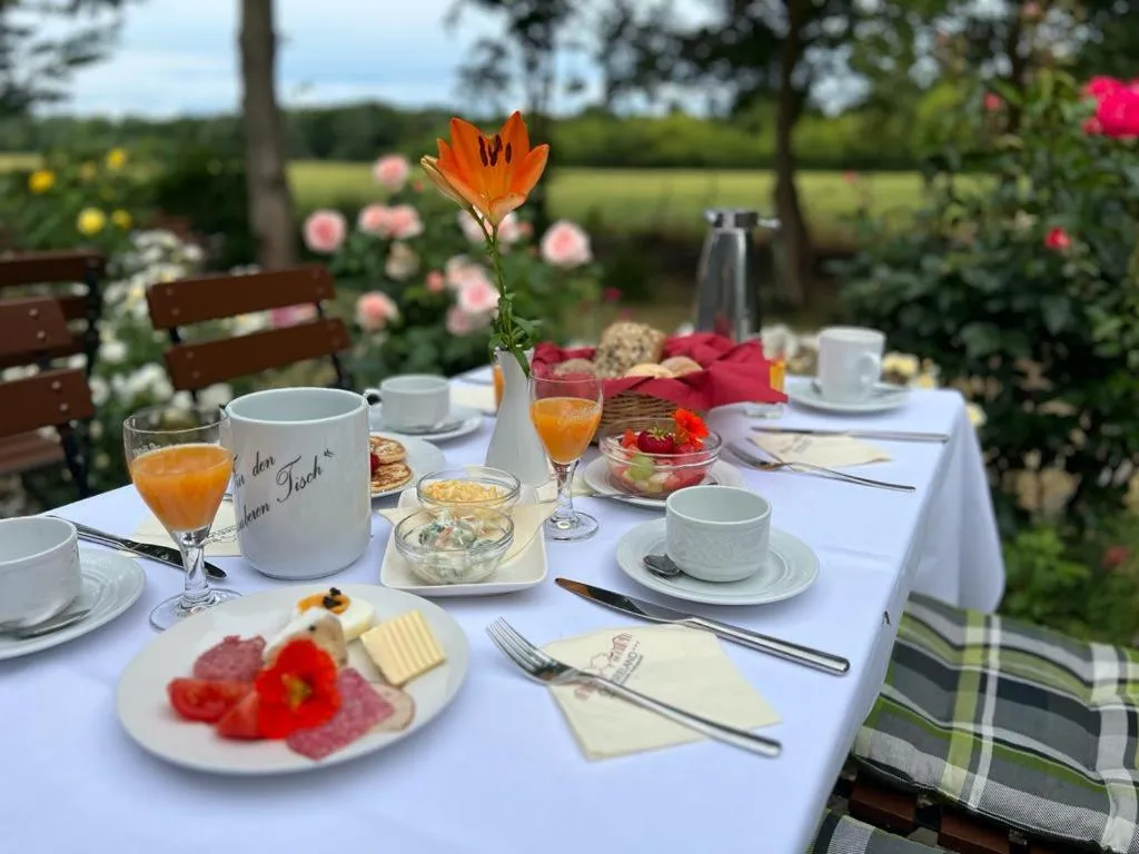 Garden in Hotel Ostseeland