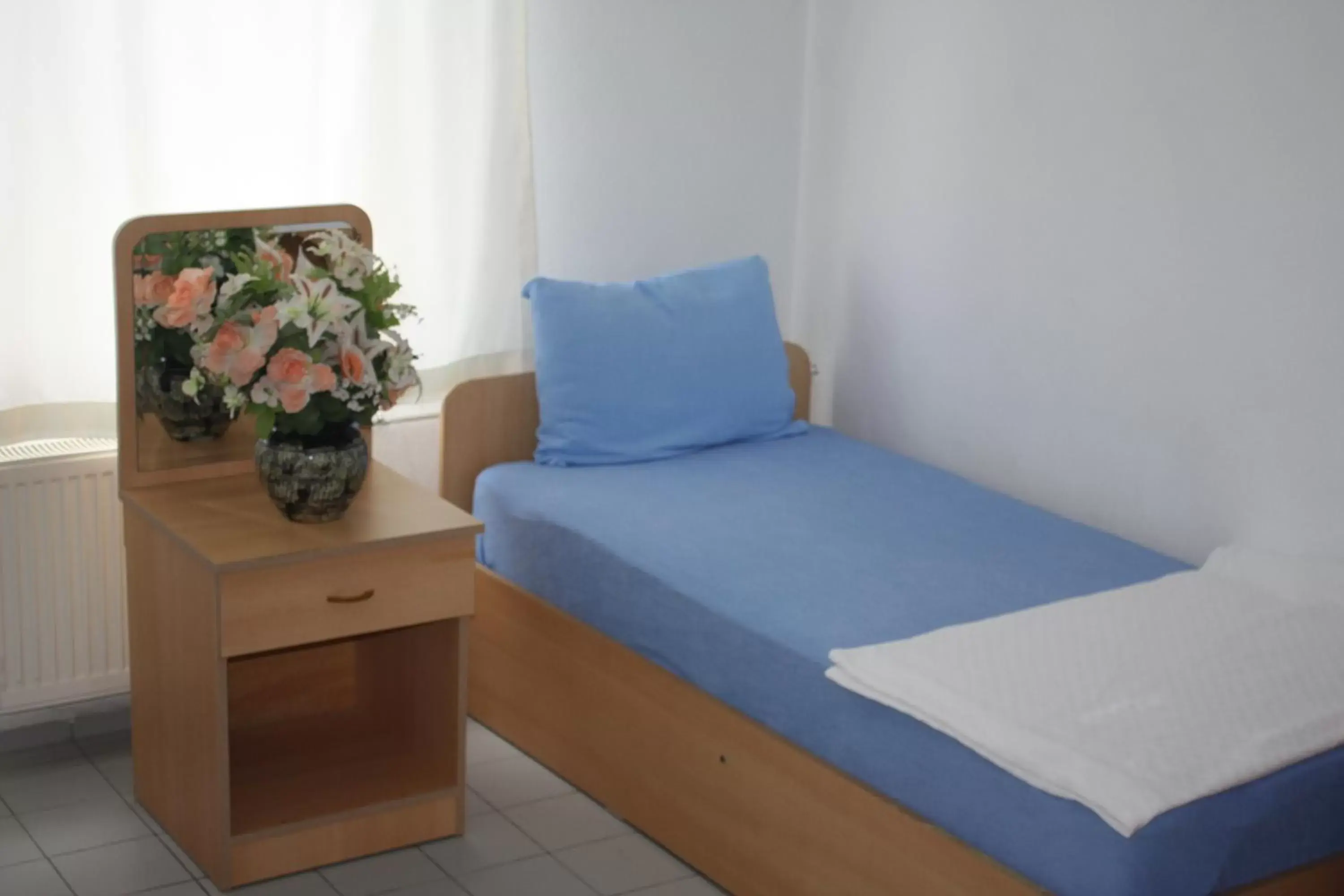 Single Room with Balcony in Orçin Apart Hotel Single Room with Balcony in Orçin Apart Hotel