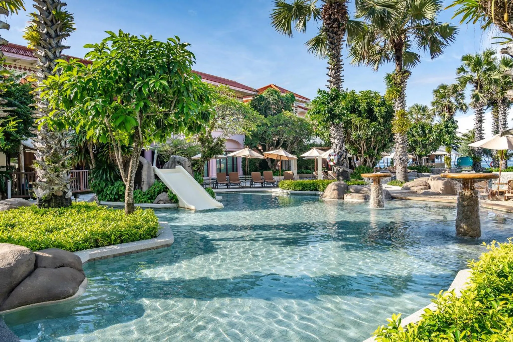Swimming pool in Centara Grand Beach Resort Phuket