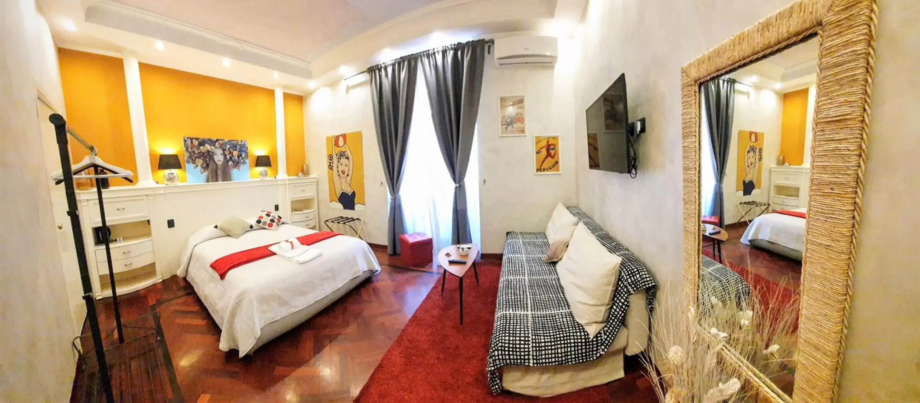 Suite with Spa Bath in B&B Arco Di Gallieno Suite with Spa Bath in B&B Arco Di Gallieno