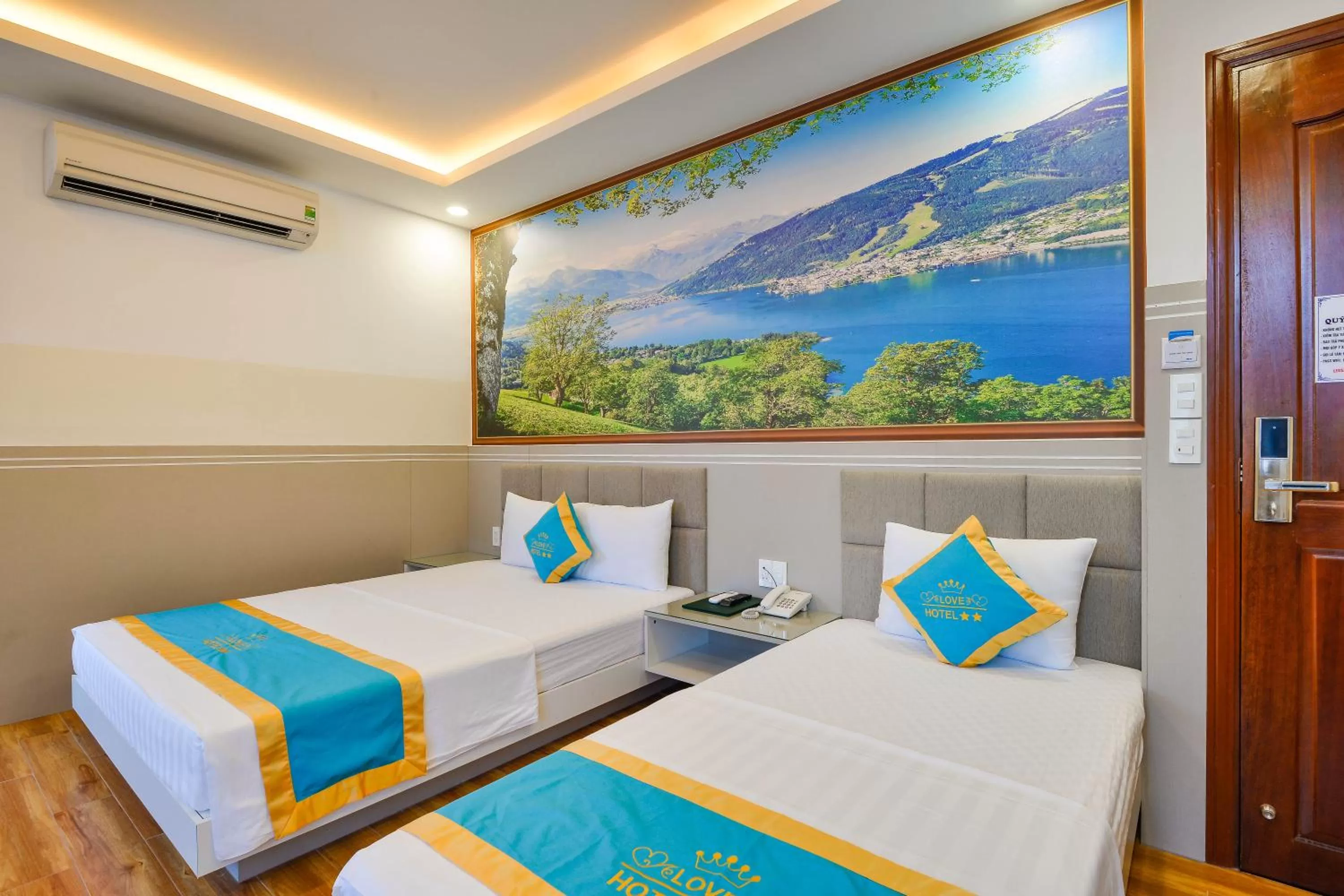 Bed in Love Hotel Airport