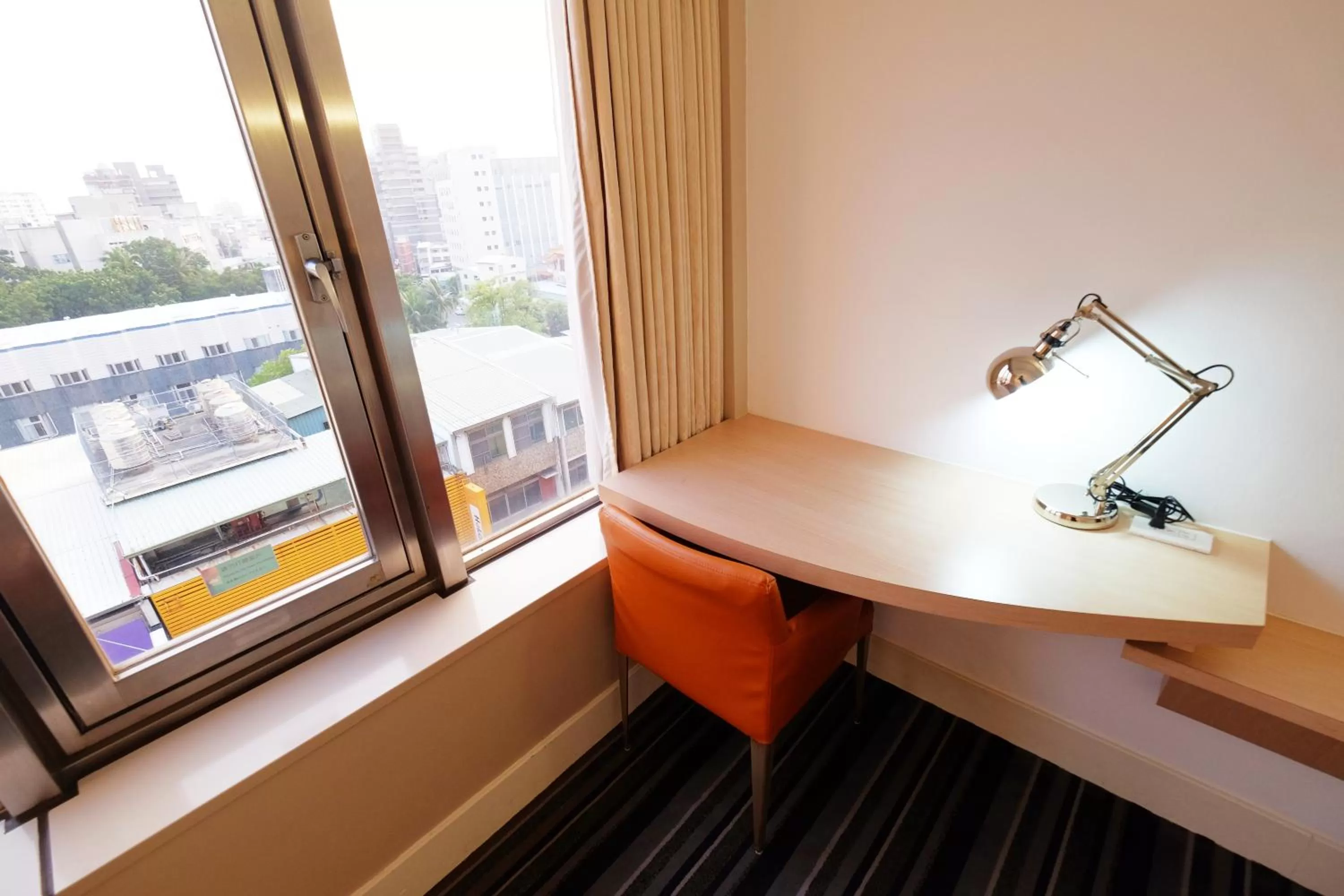 hair dresser in Dynasty Hotel