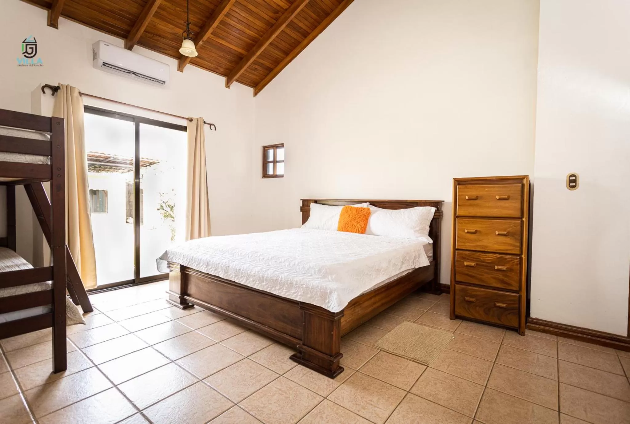 Bed in Hotel El Rancho