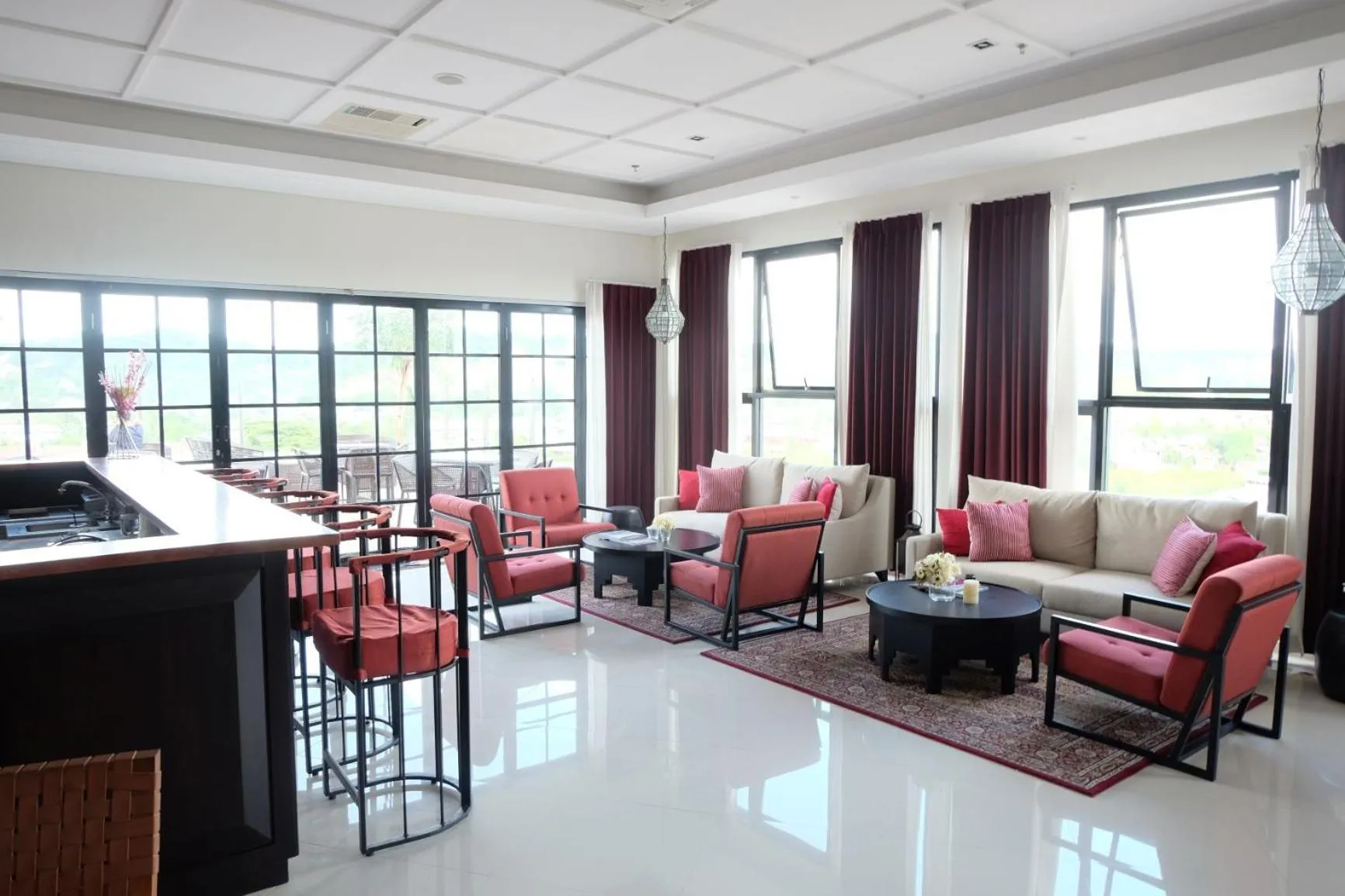 Lounge or bar in M Hotel Sorong