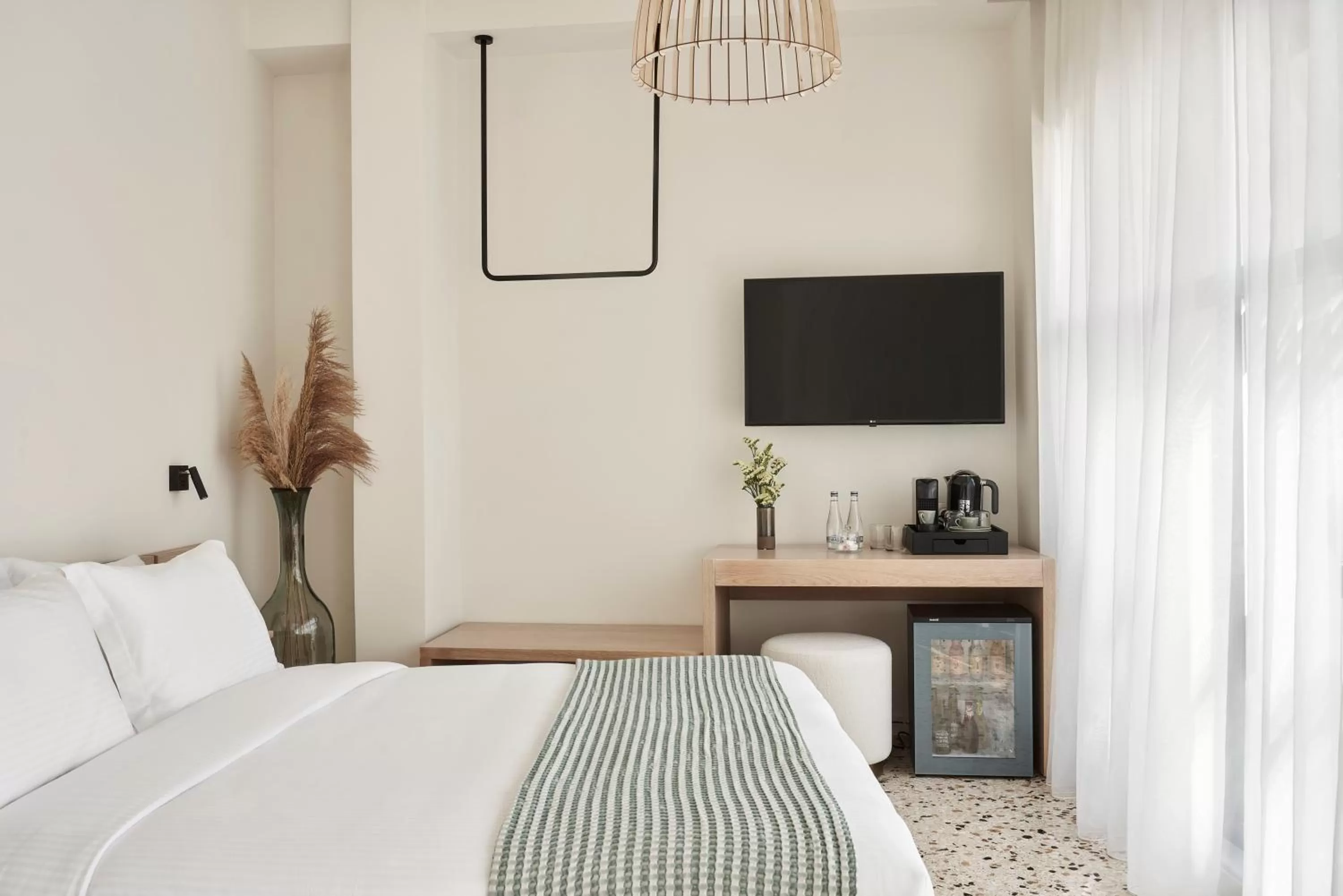 TV and multimedia, Bed in Vasi