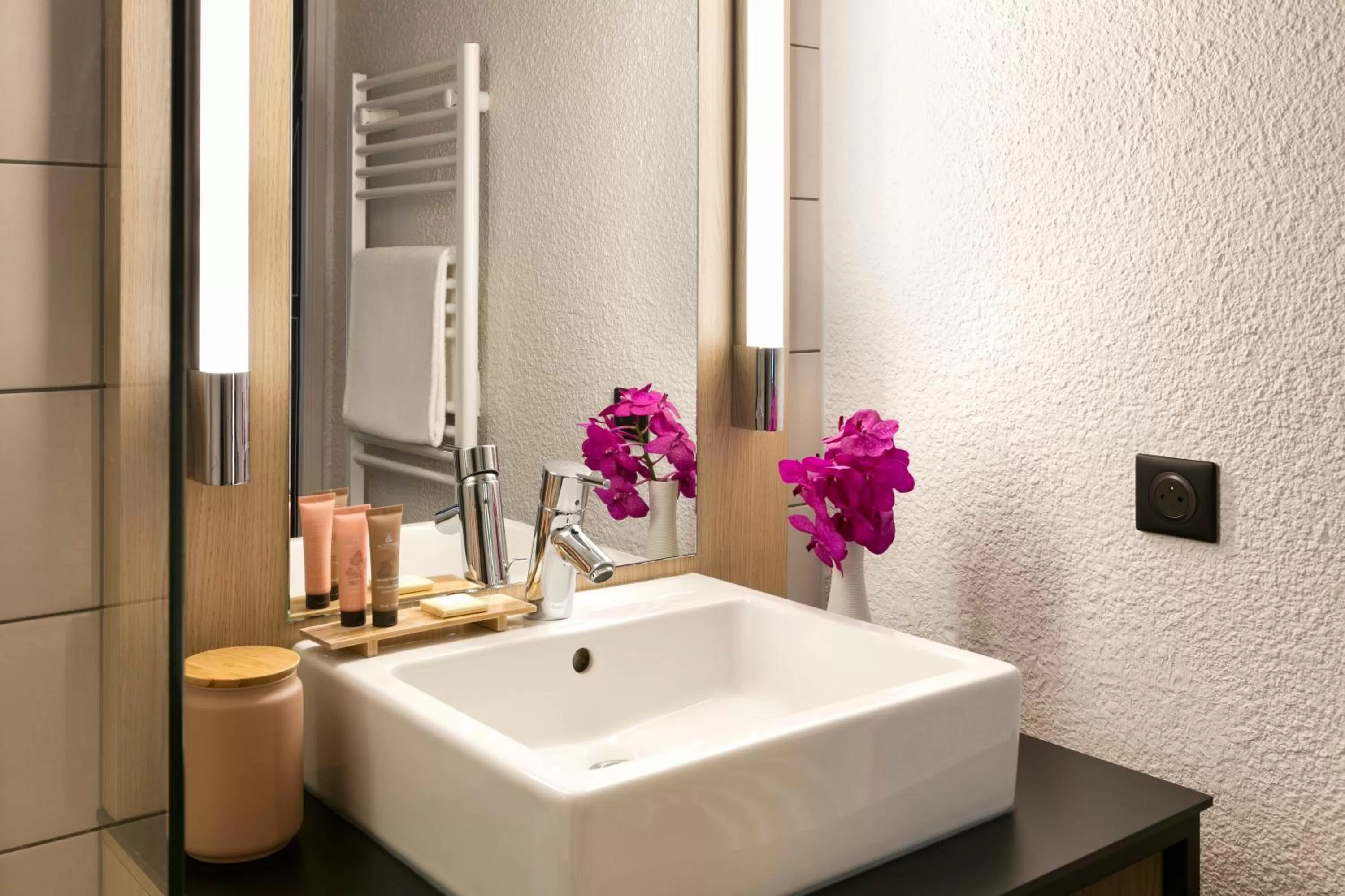 Bathroom in Citadines Kléber Strasbourg