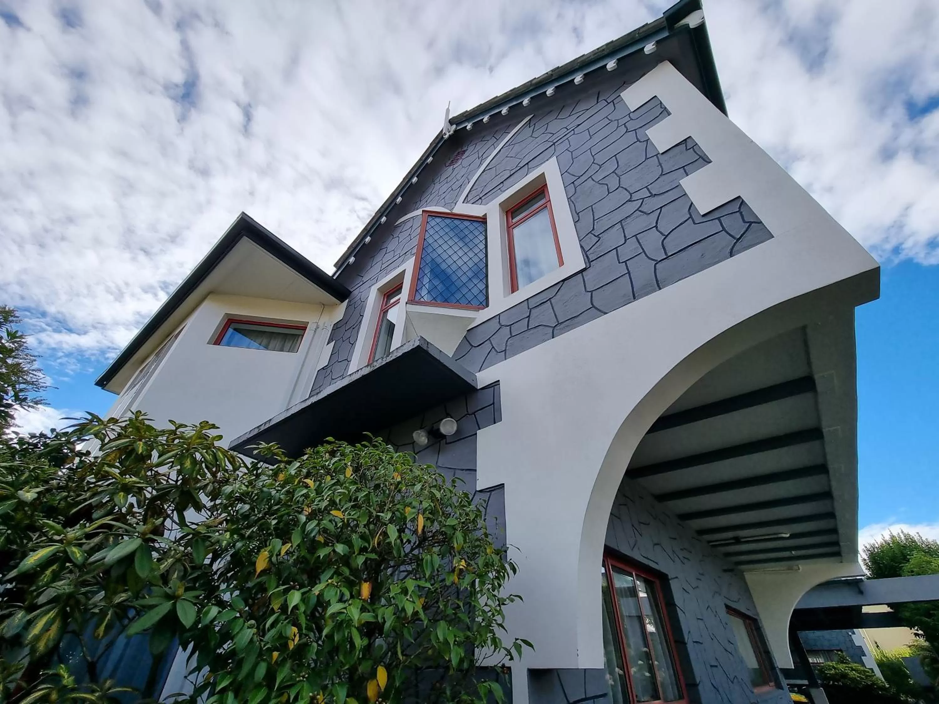 Property building in Amross Court