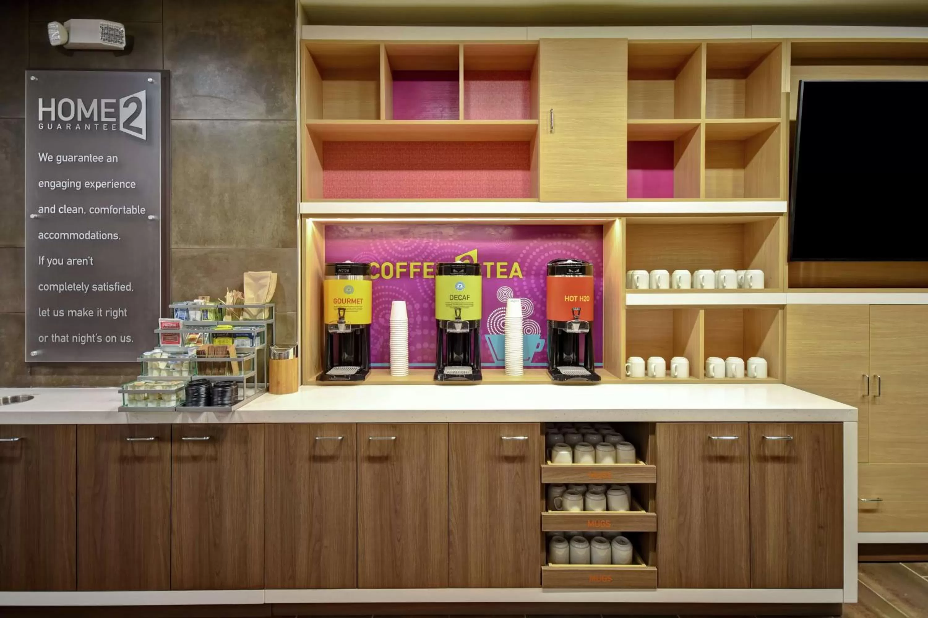 Dining area in Home2 Suites By Hilton Birmingham/Fultondale, Al