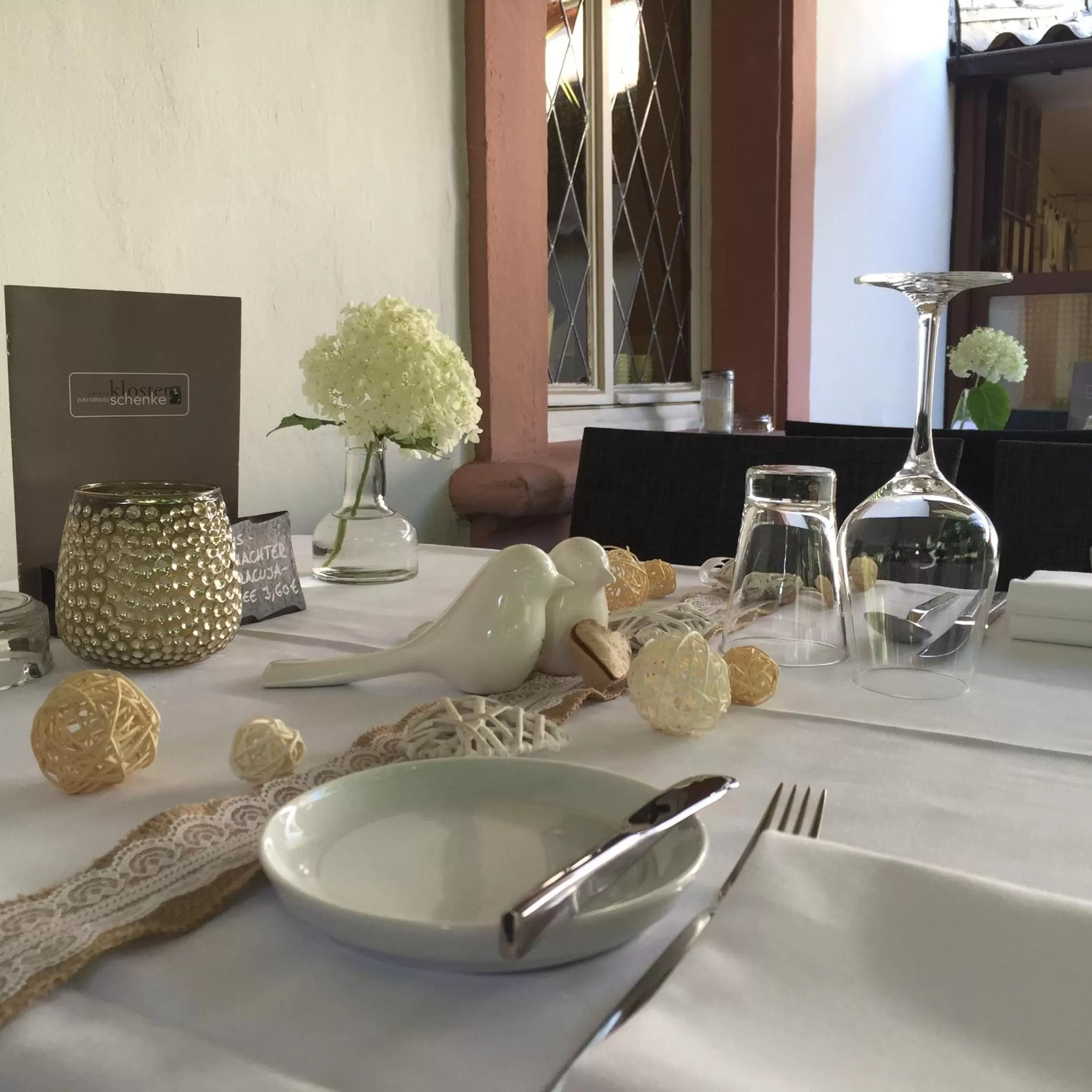 Restaurant/places to eat in Boutiquehotel Kloster Pfalzel