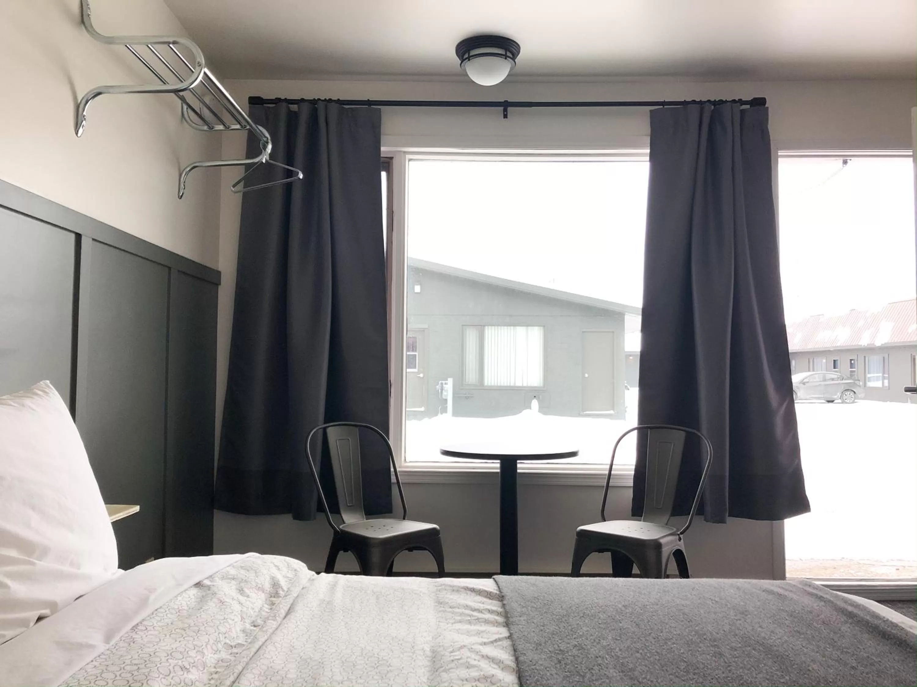 Bed in The Bayview Motel - Fort Frances, ON - Lakeside Motel