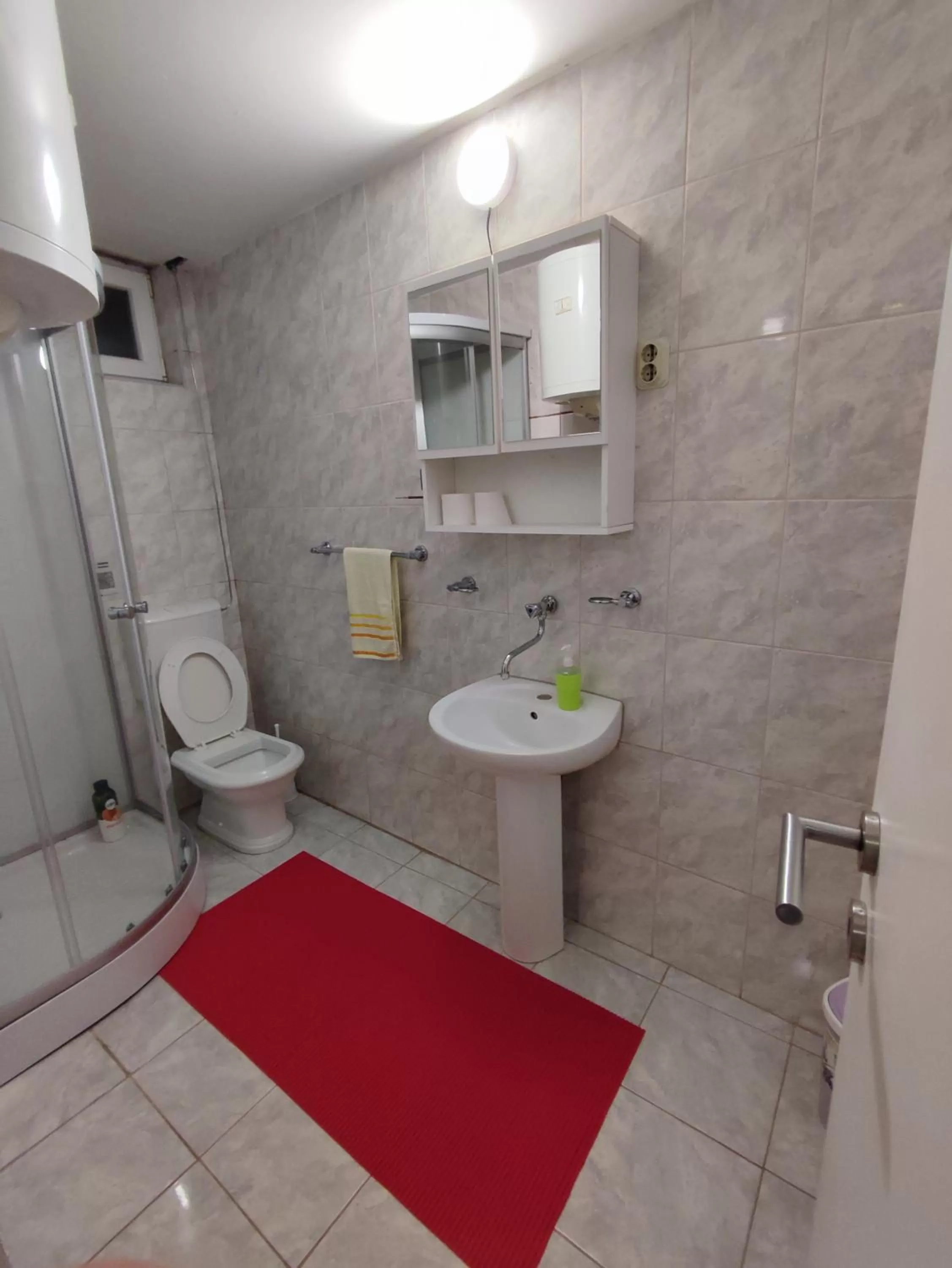 Bathroom in Guest House Nana