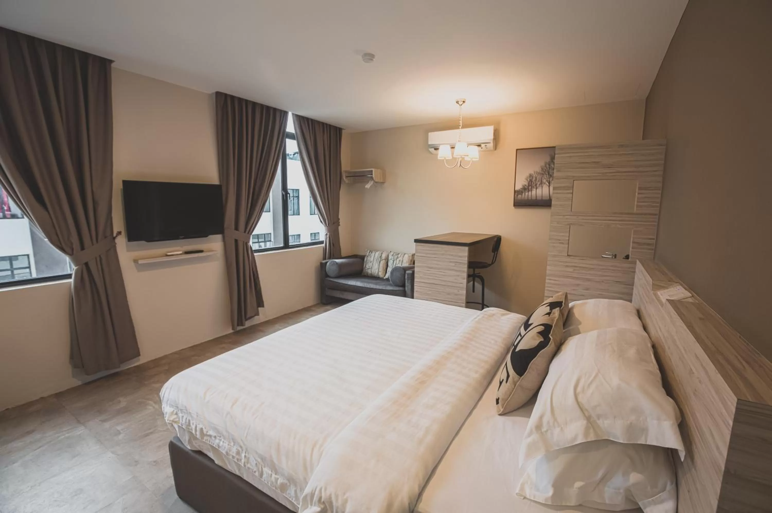 Bedroom, Bed in V3 Hotel & Residence Seri Alam