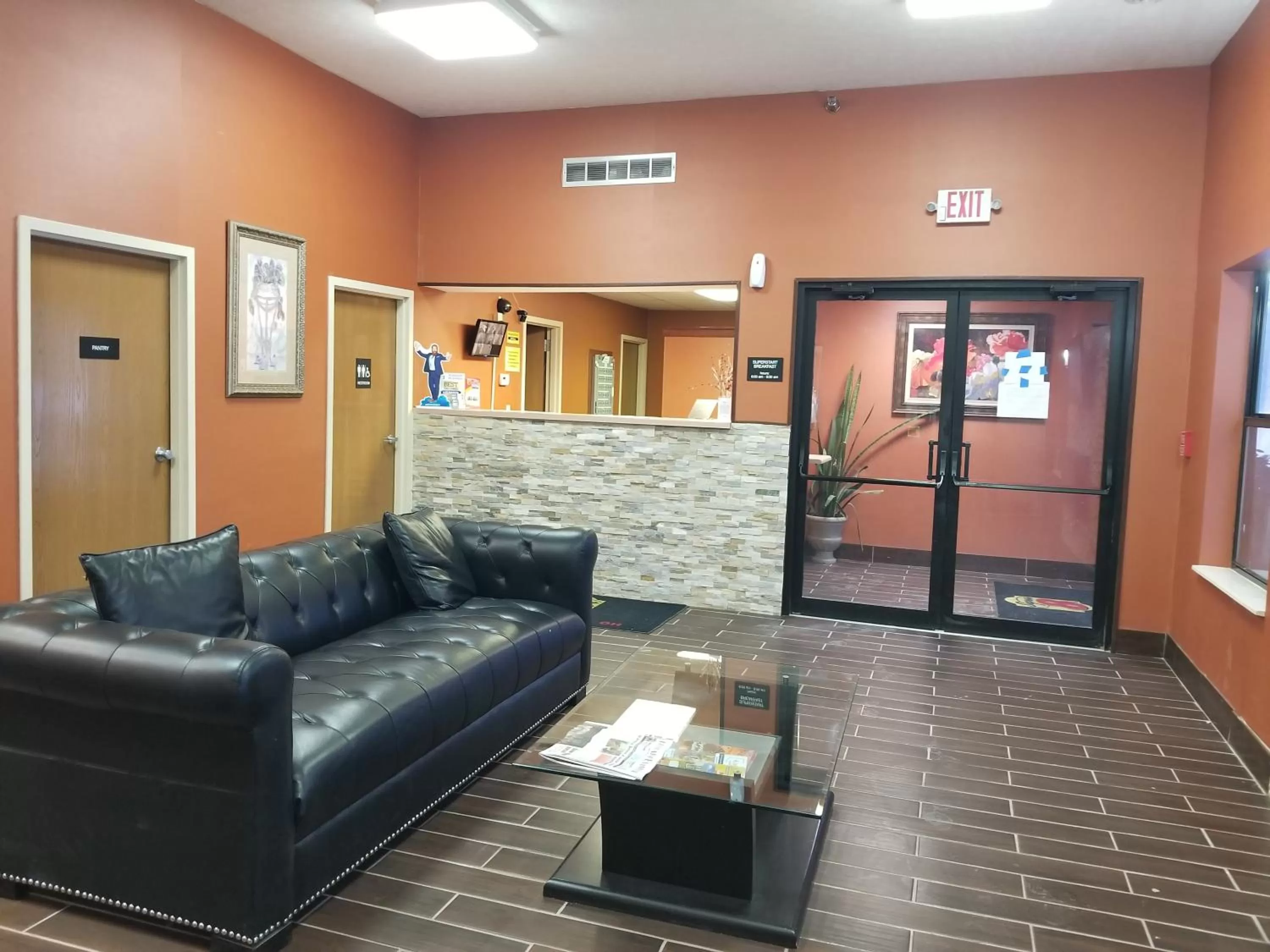 Super 8 by Wyndham Bellefontaine