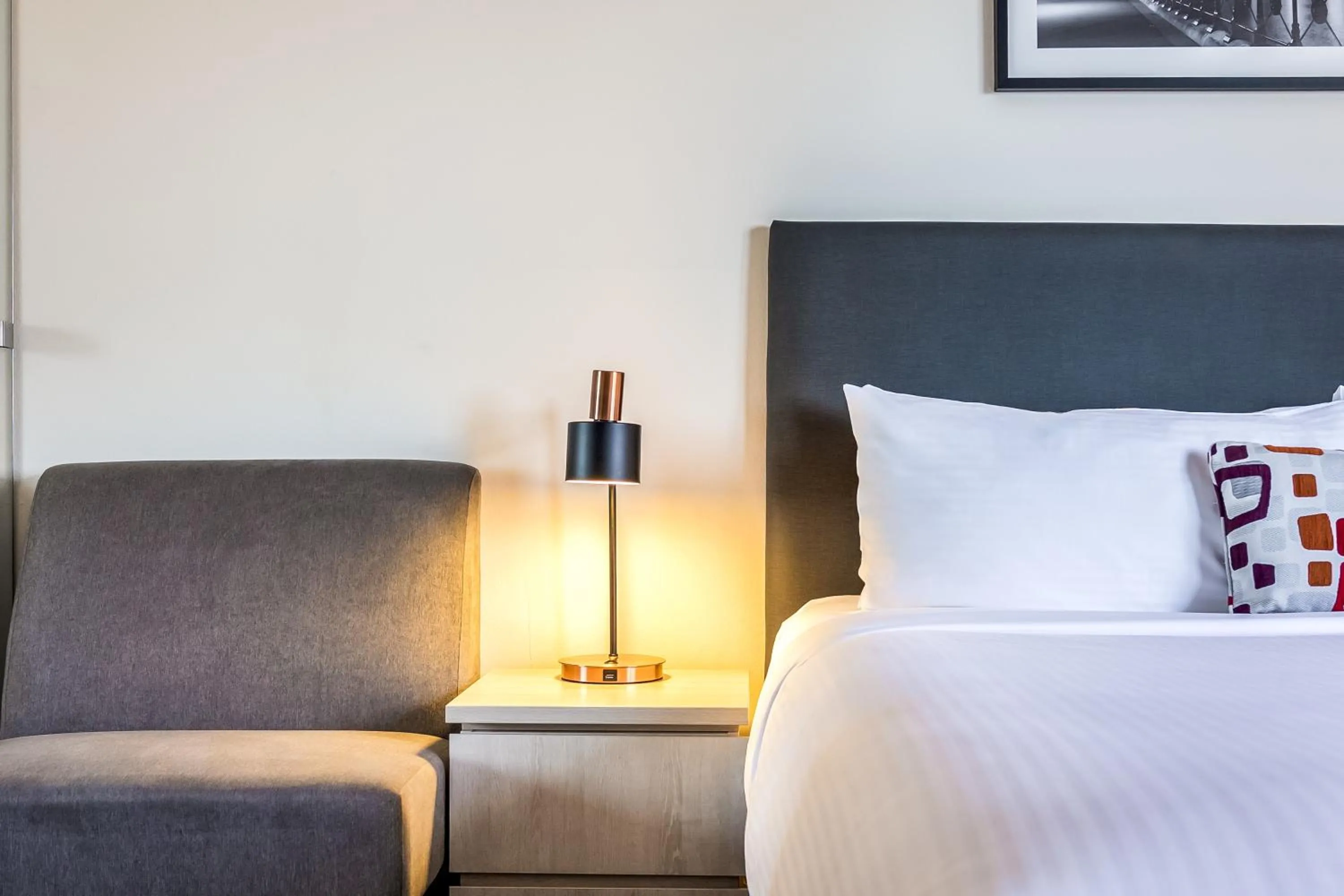 Bed in Oaks Sydney Castlereagh Suites