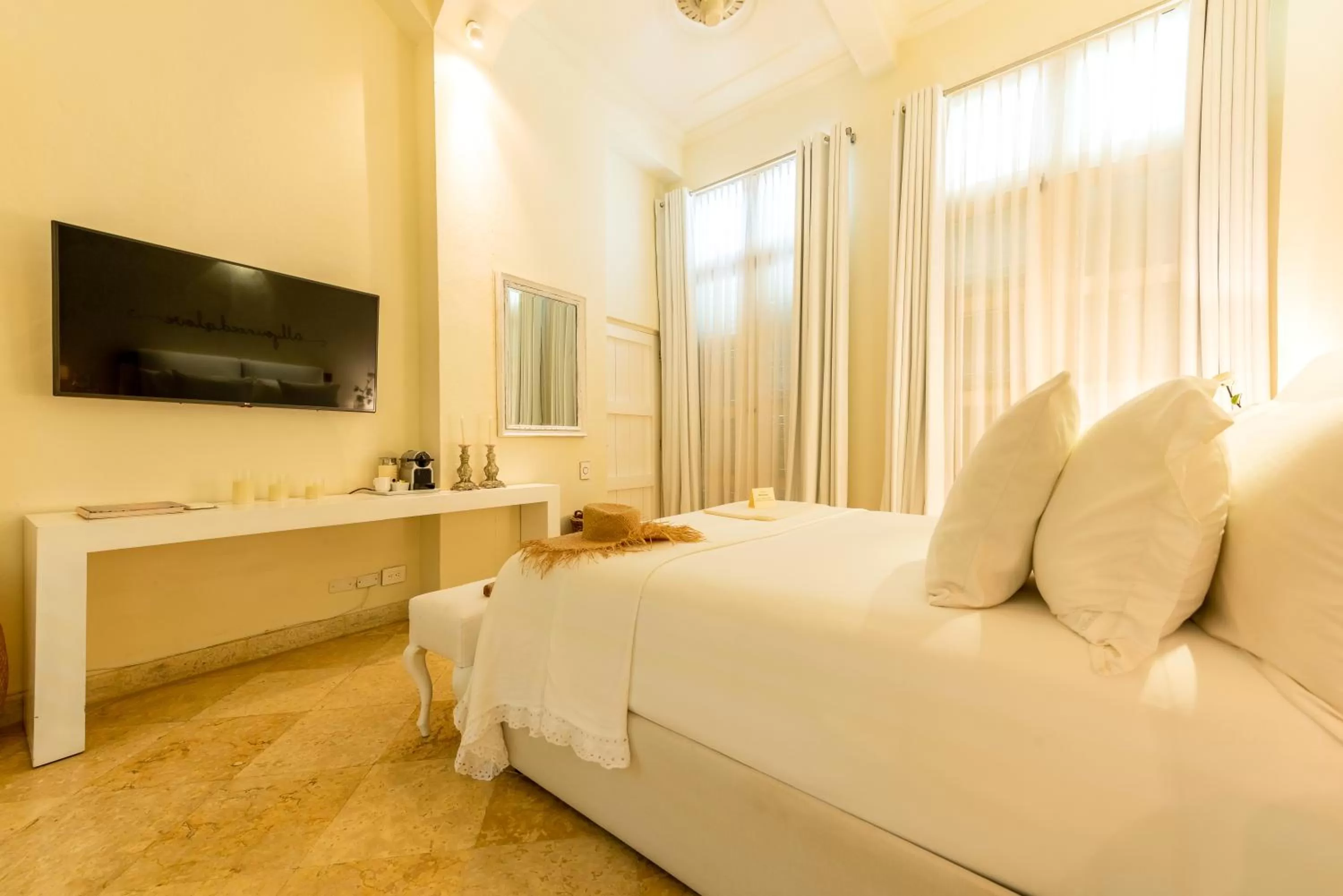 Bed in Casa Diluca Cartagena Hotel Boutique