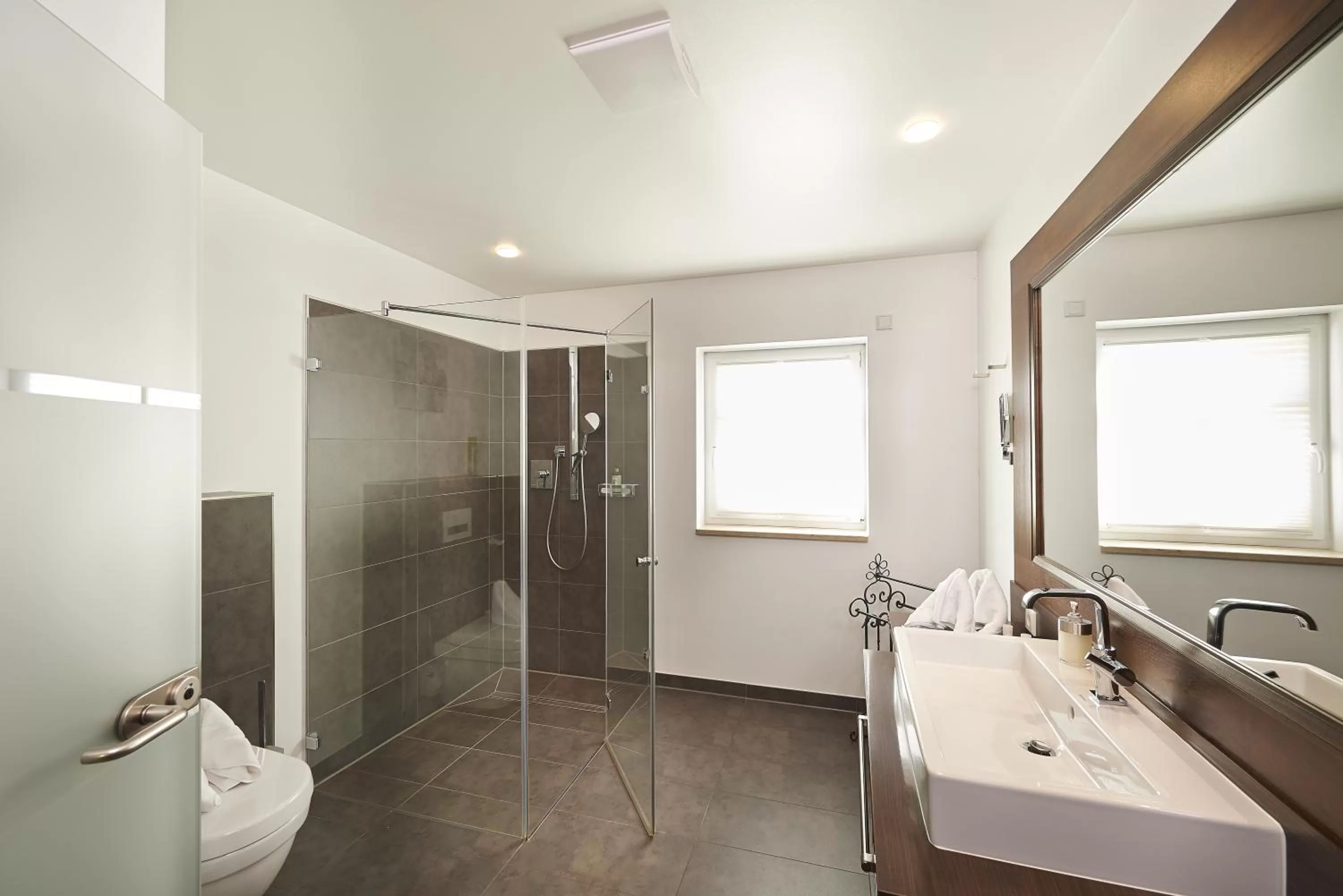 Bathroom in Brauereigasthof Zum Löwenbräu